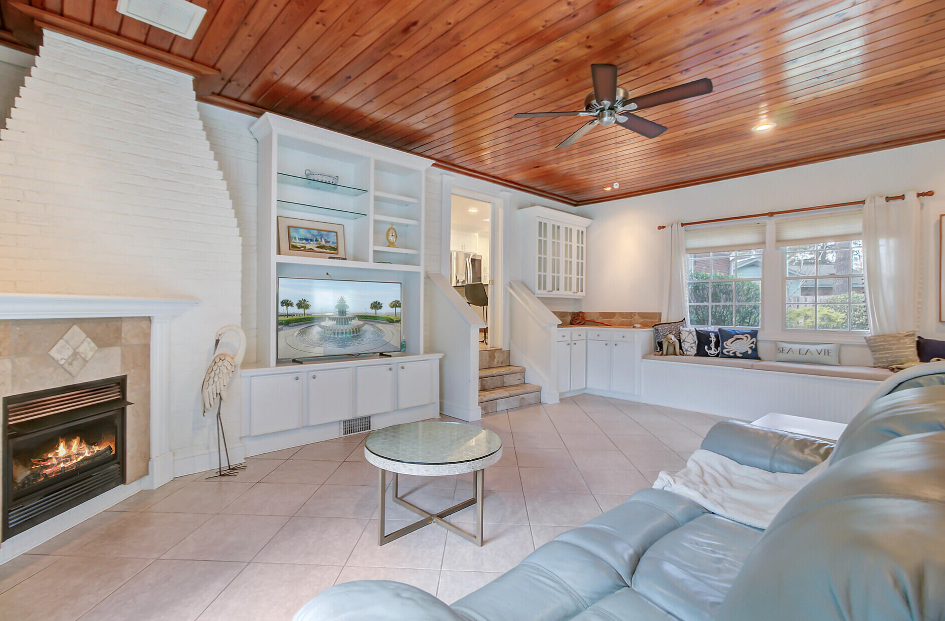958 Mikell Drive