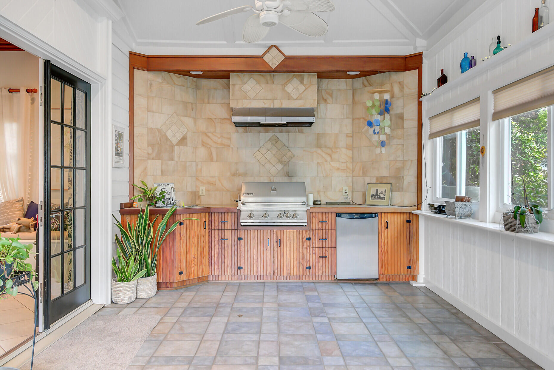 958 Mikell Drive