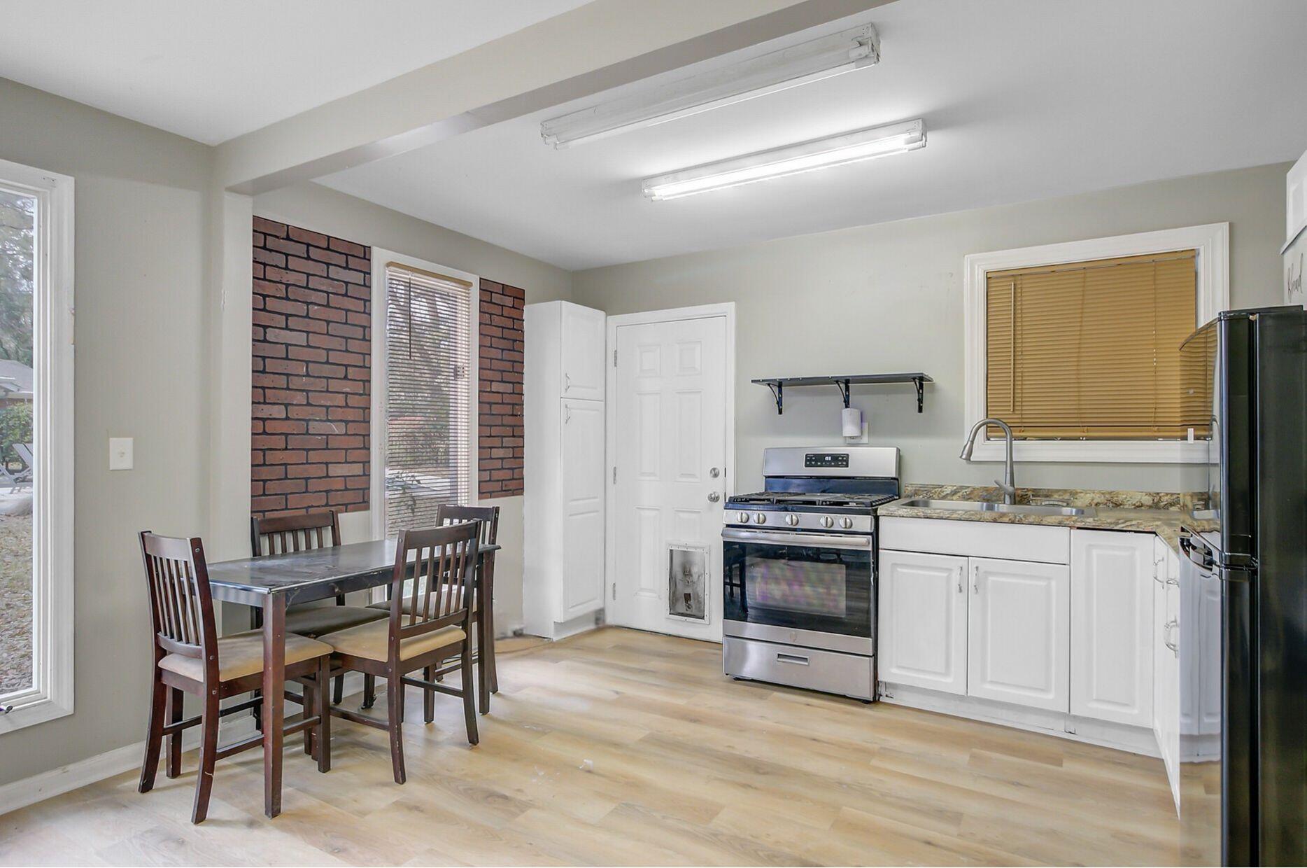 958 Mikell Drive