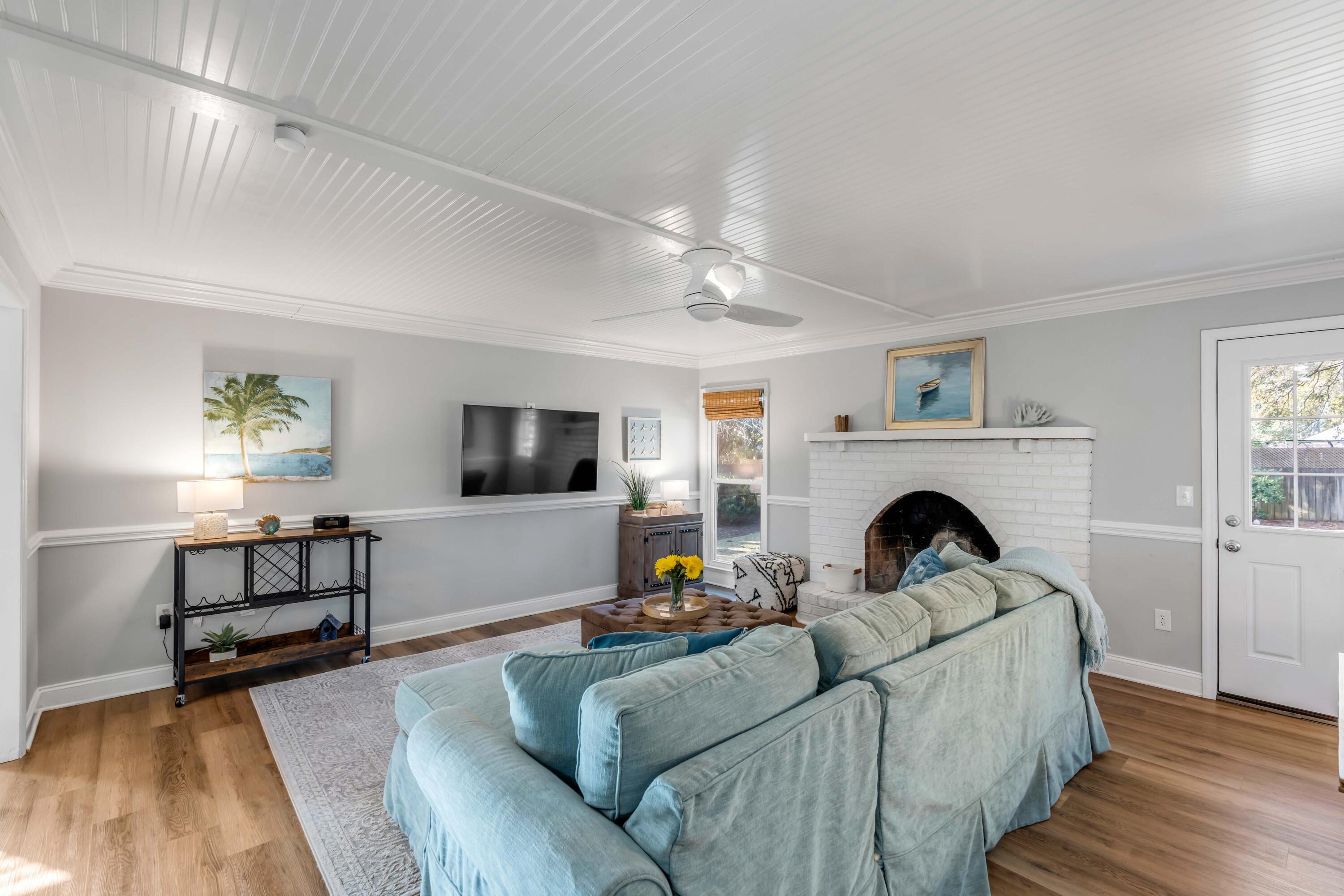 1200 Island View Drive