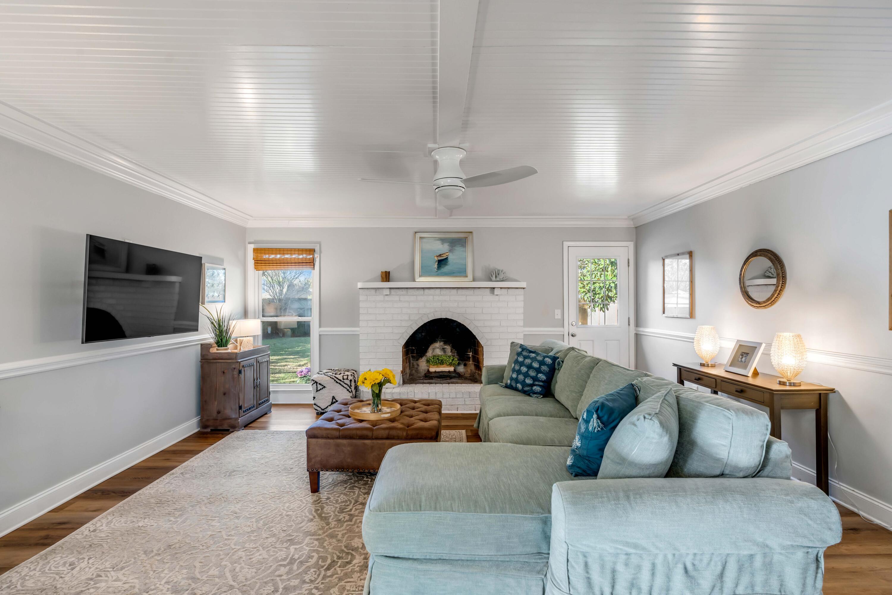 1200 Island View Drive