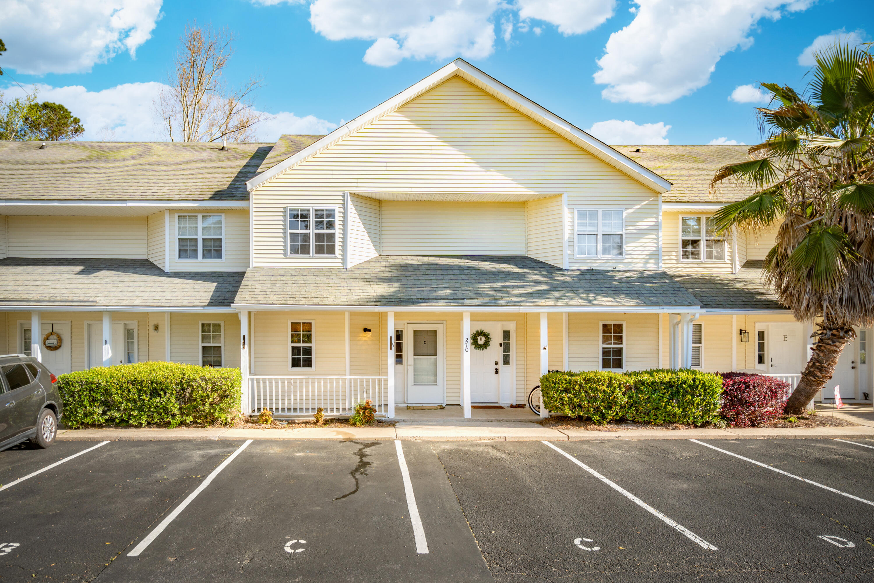 270 Stefan Drive # C Unit: 11-C