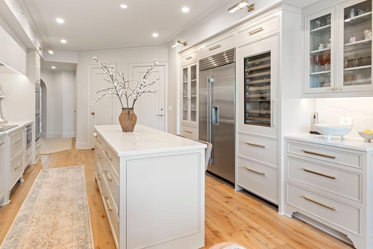 233 S Plaza Court # 210