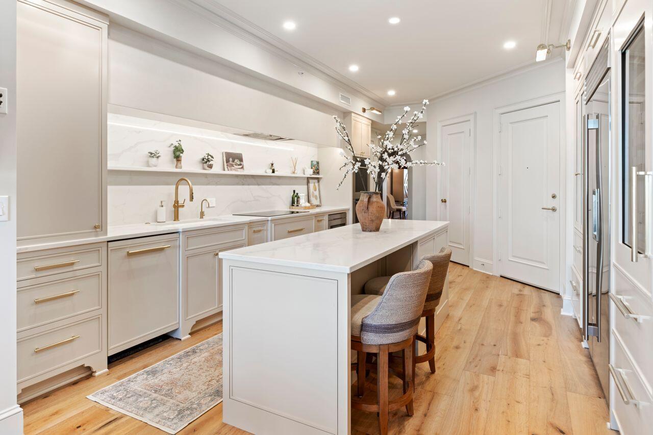 233 S Plaza Court # 210