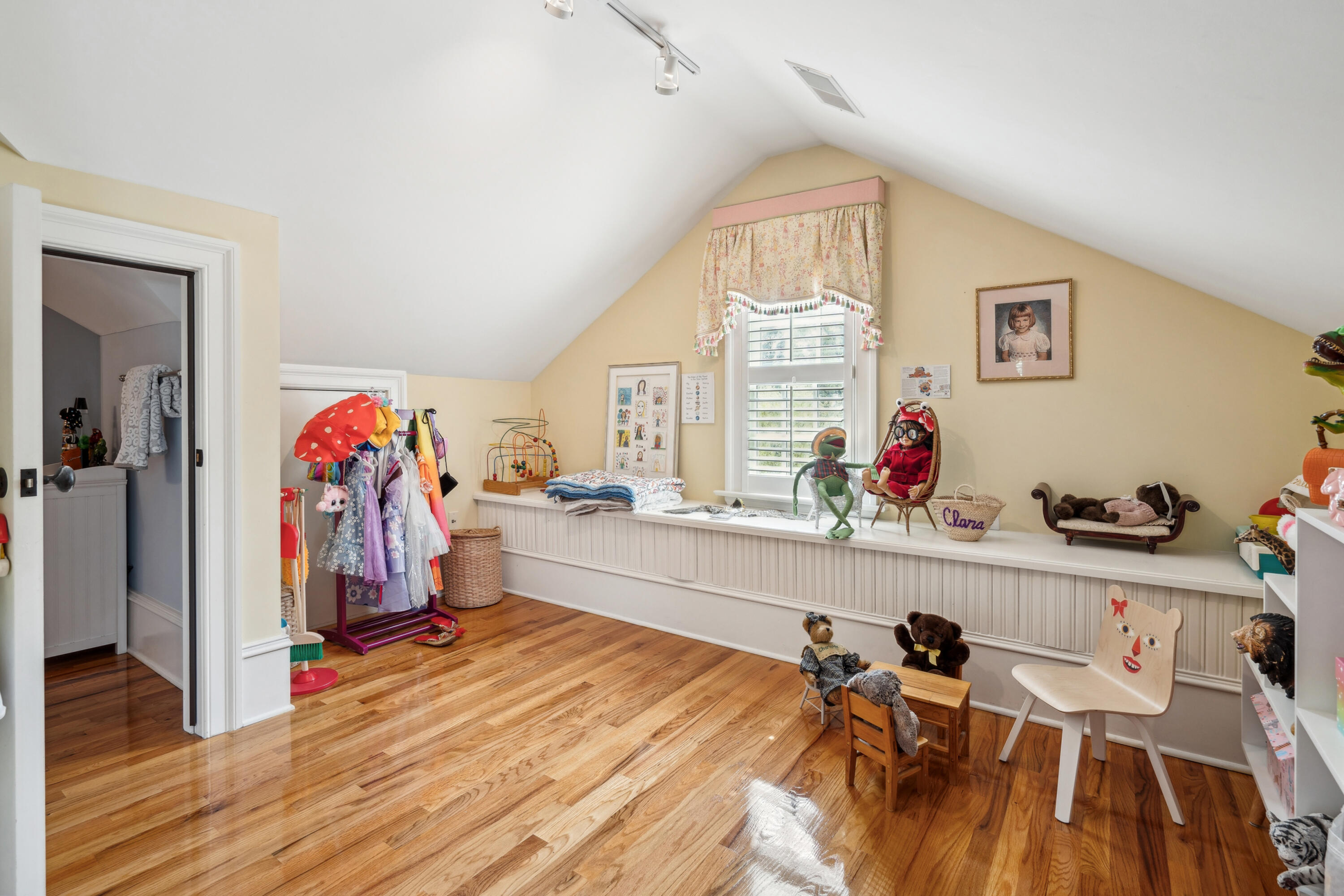 34 Frogmore Road