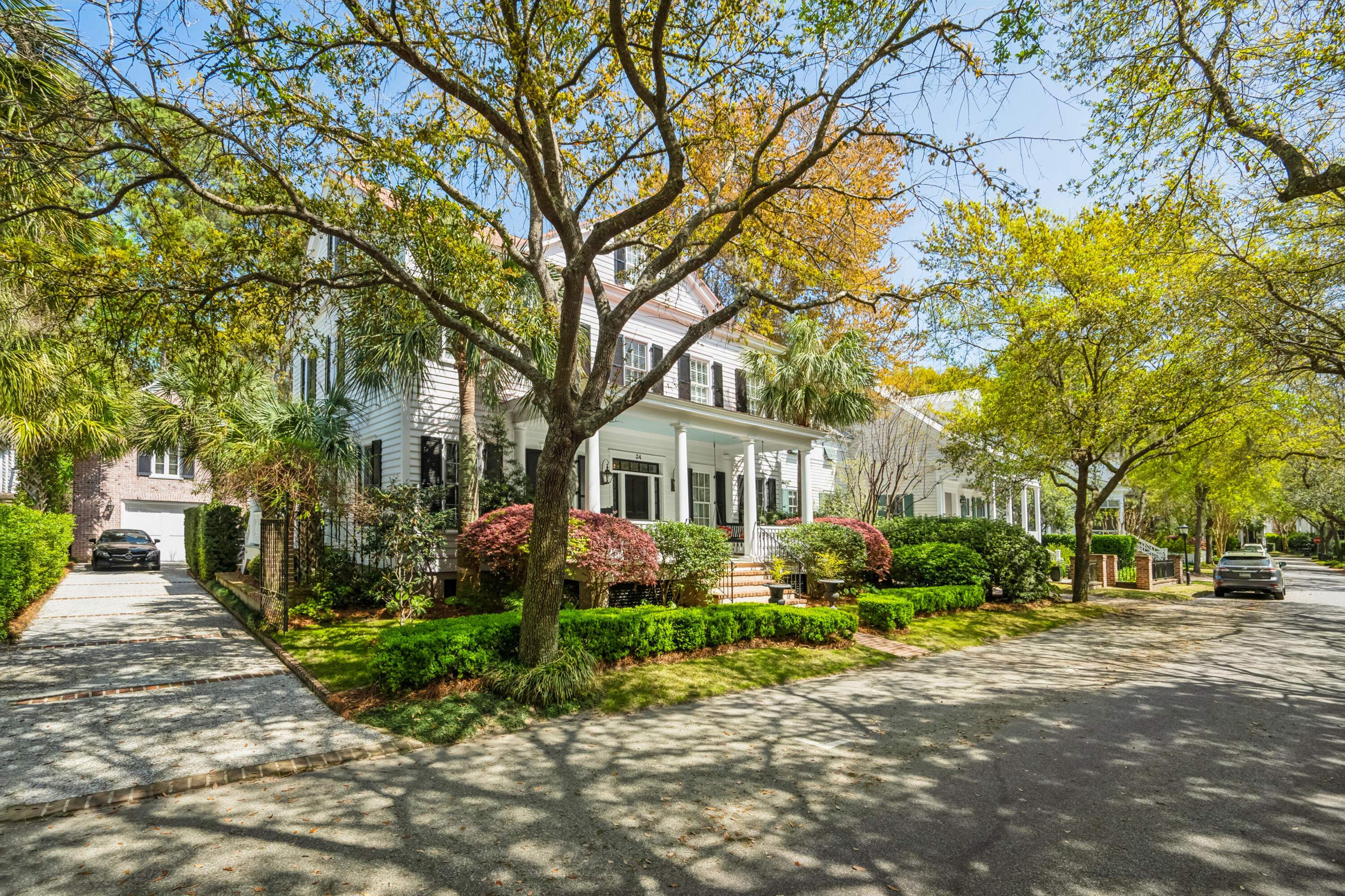 34 Frogmore Road