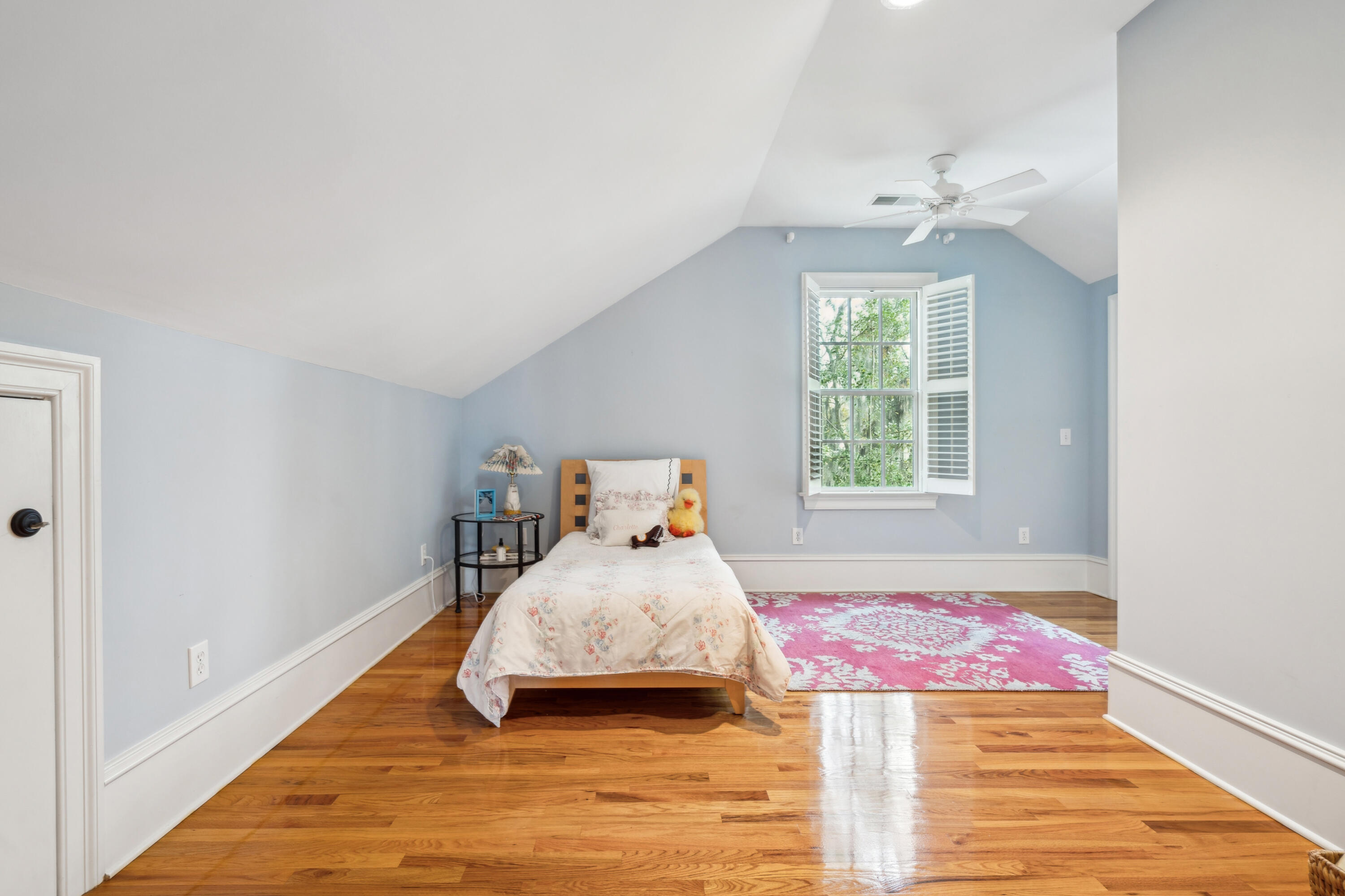 34 Frogmore Road