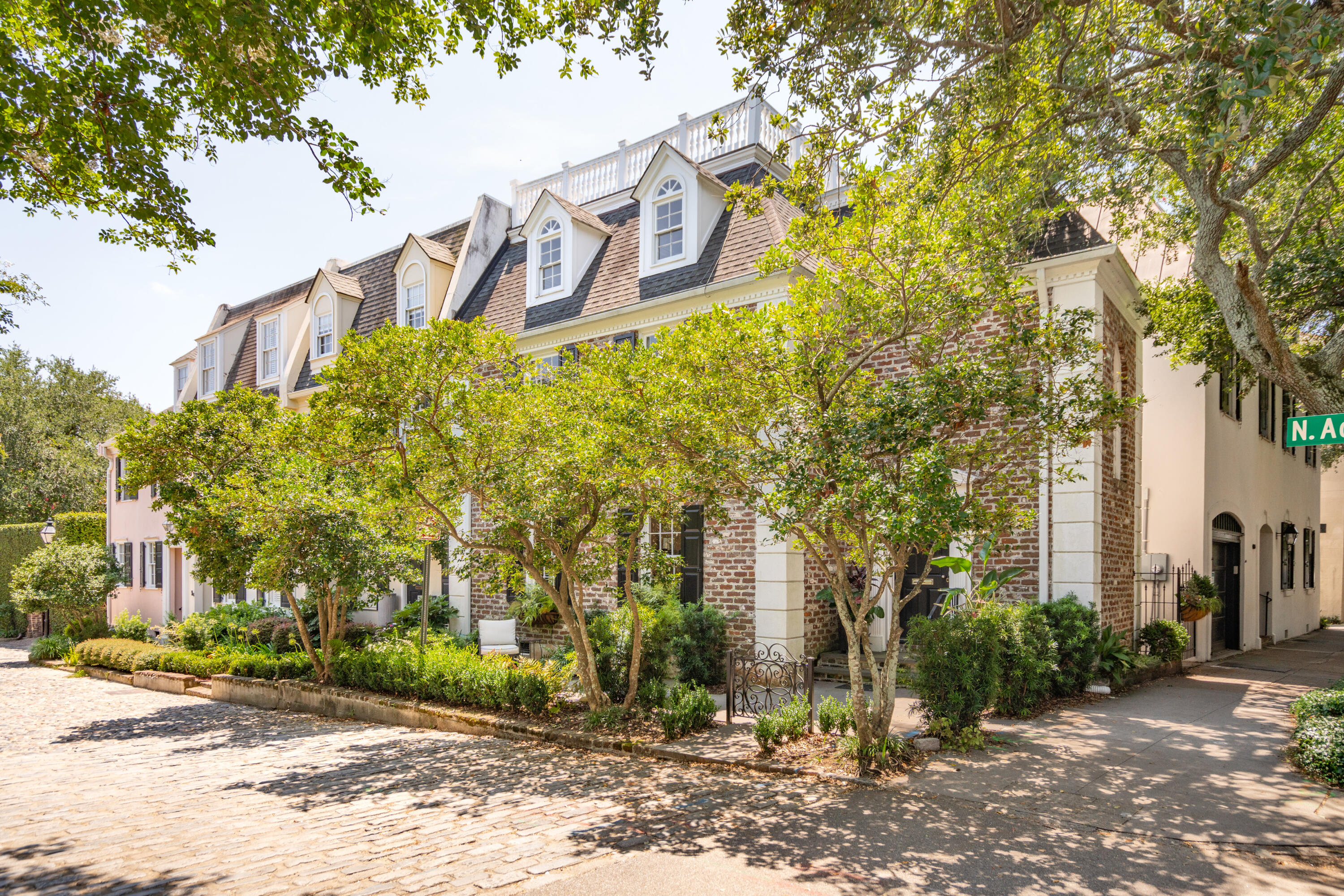 39 N Adgers Wharf