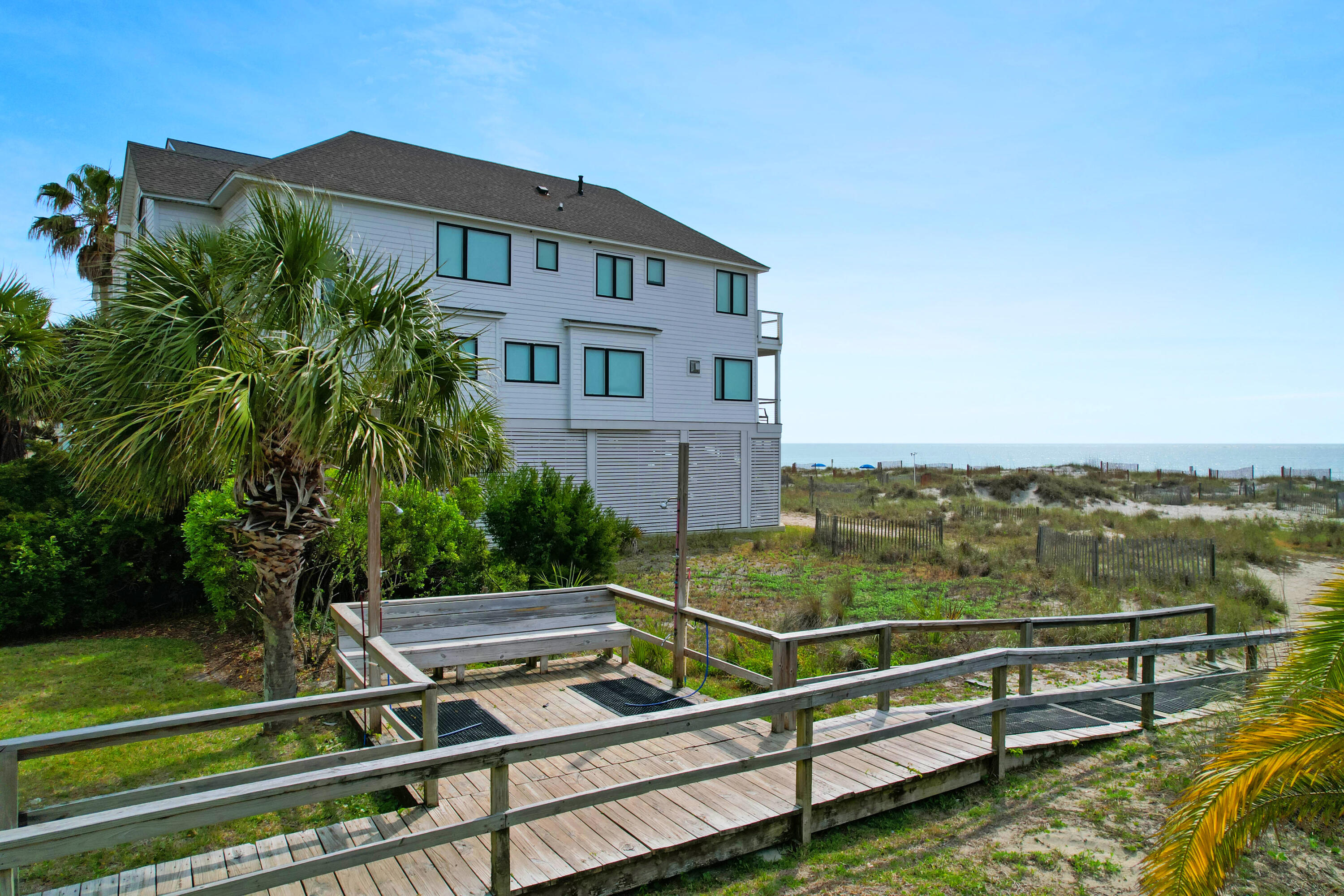 8000 Palmetto Drive # A Unit: 104-A