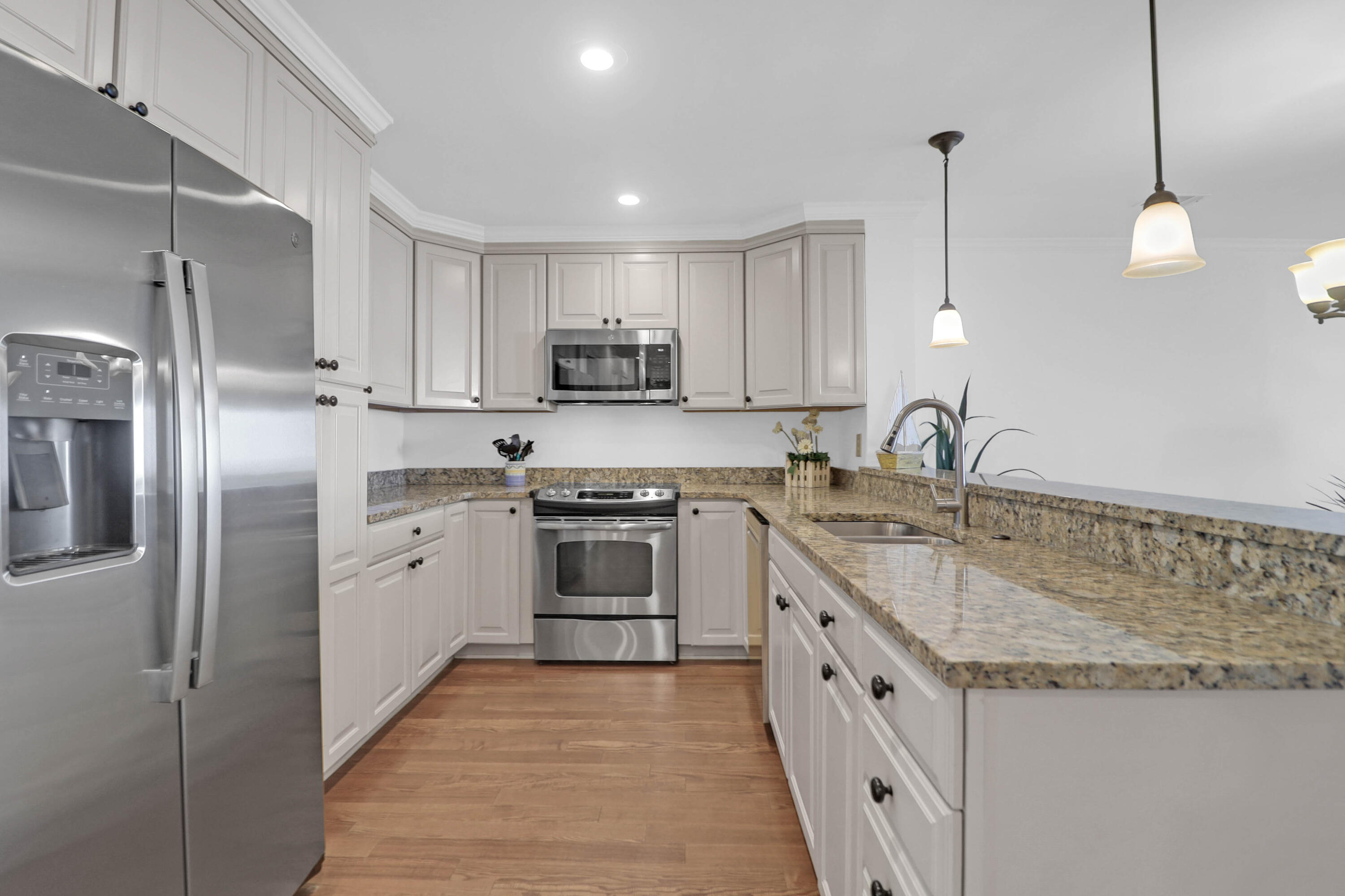 8000 Palmetto Drive # A Unit: 104-A