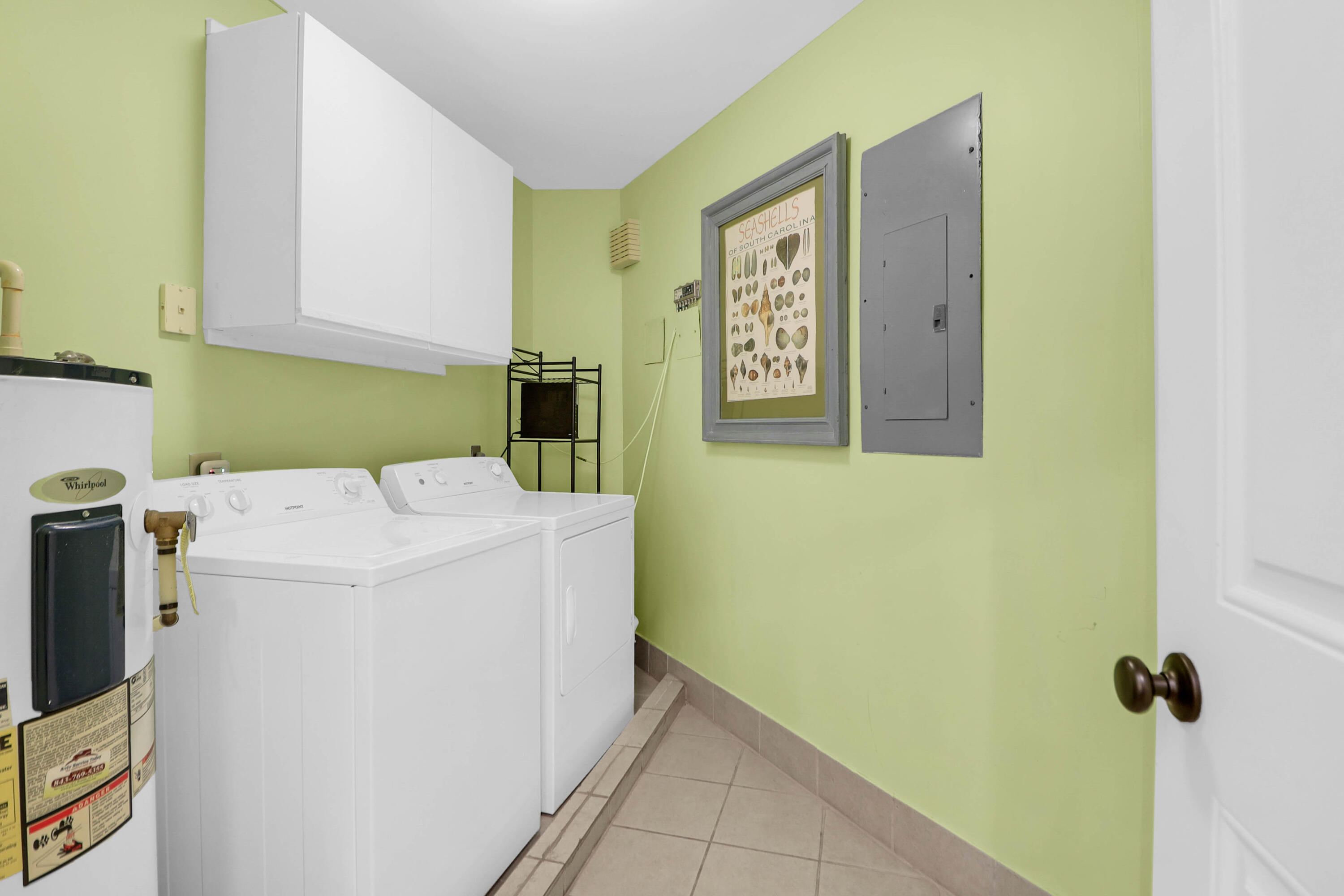 8000 Palmetto Drive # A Unit: 104-A