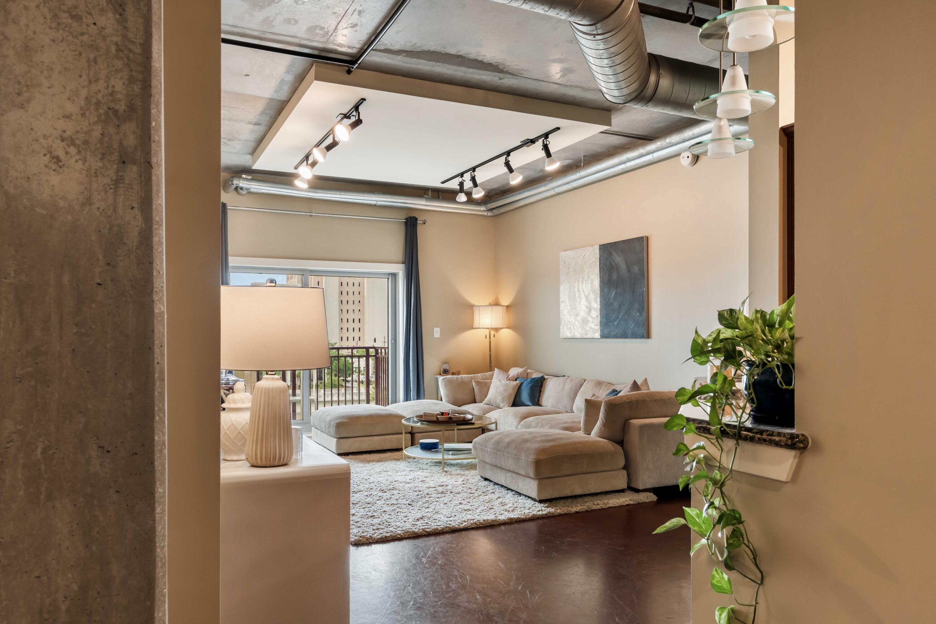 150 Bee Street # 507