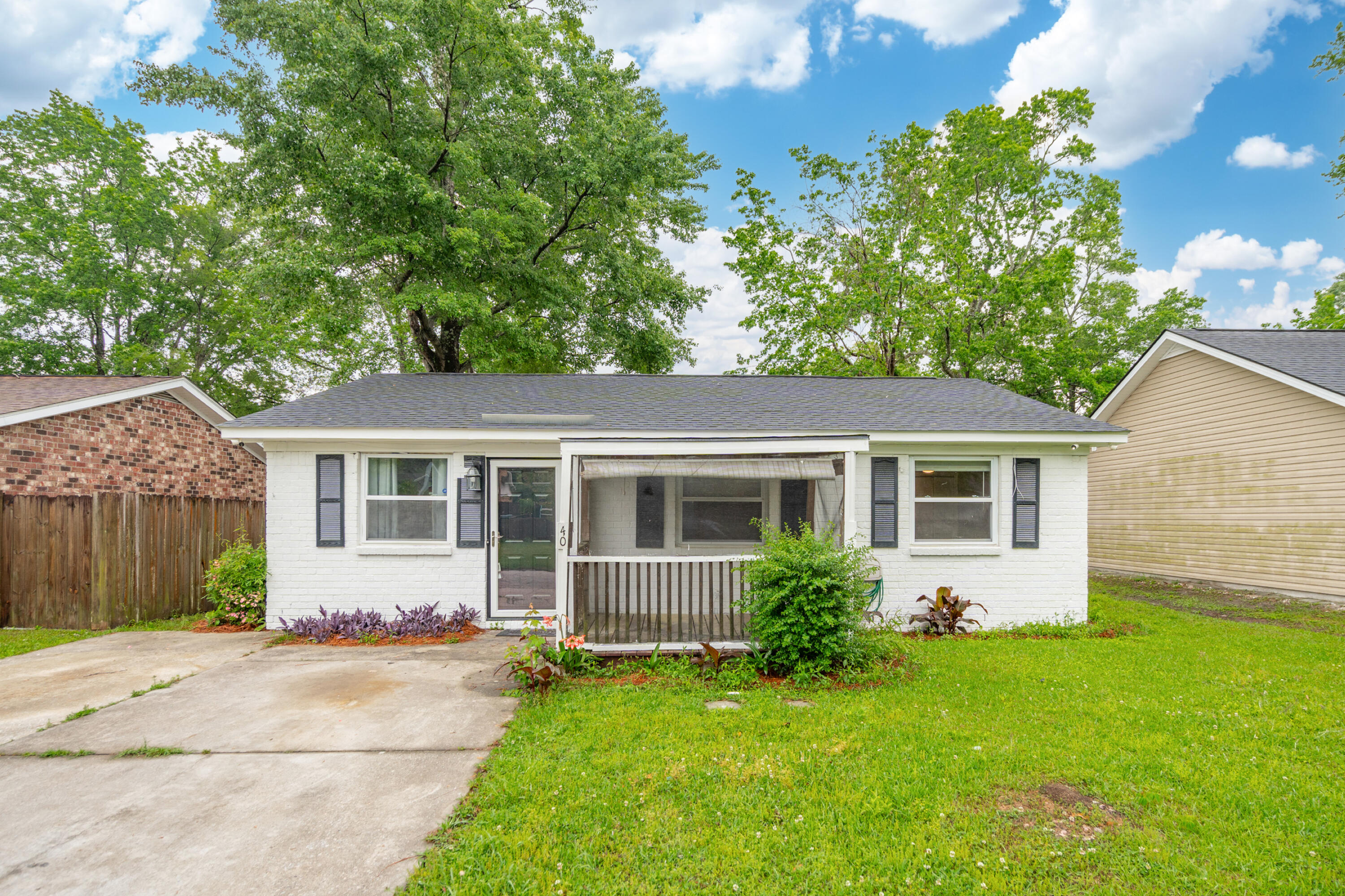 40 Elmwood Place