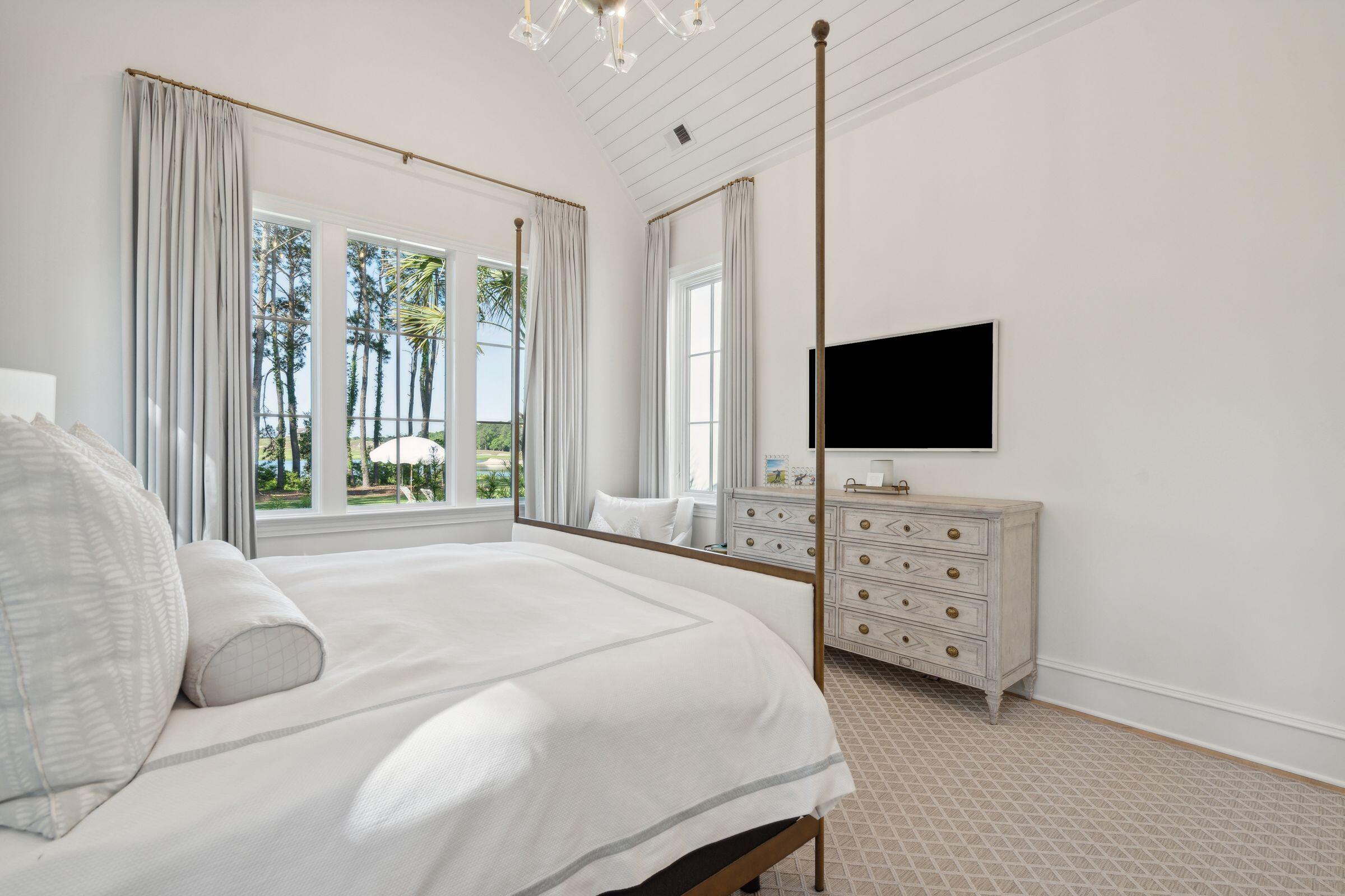 821 Bulls Bay Boulevard