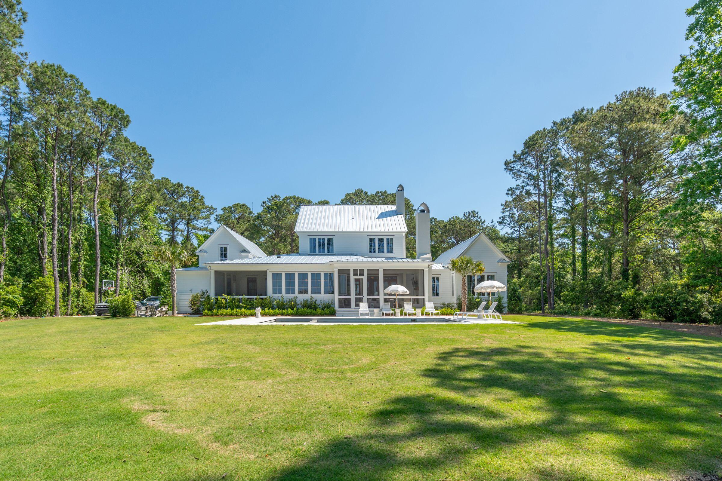 821 Bulls Bay Boulevard