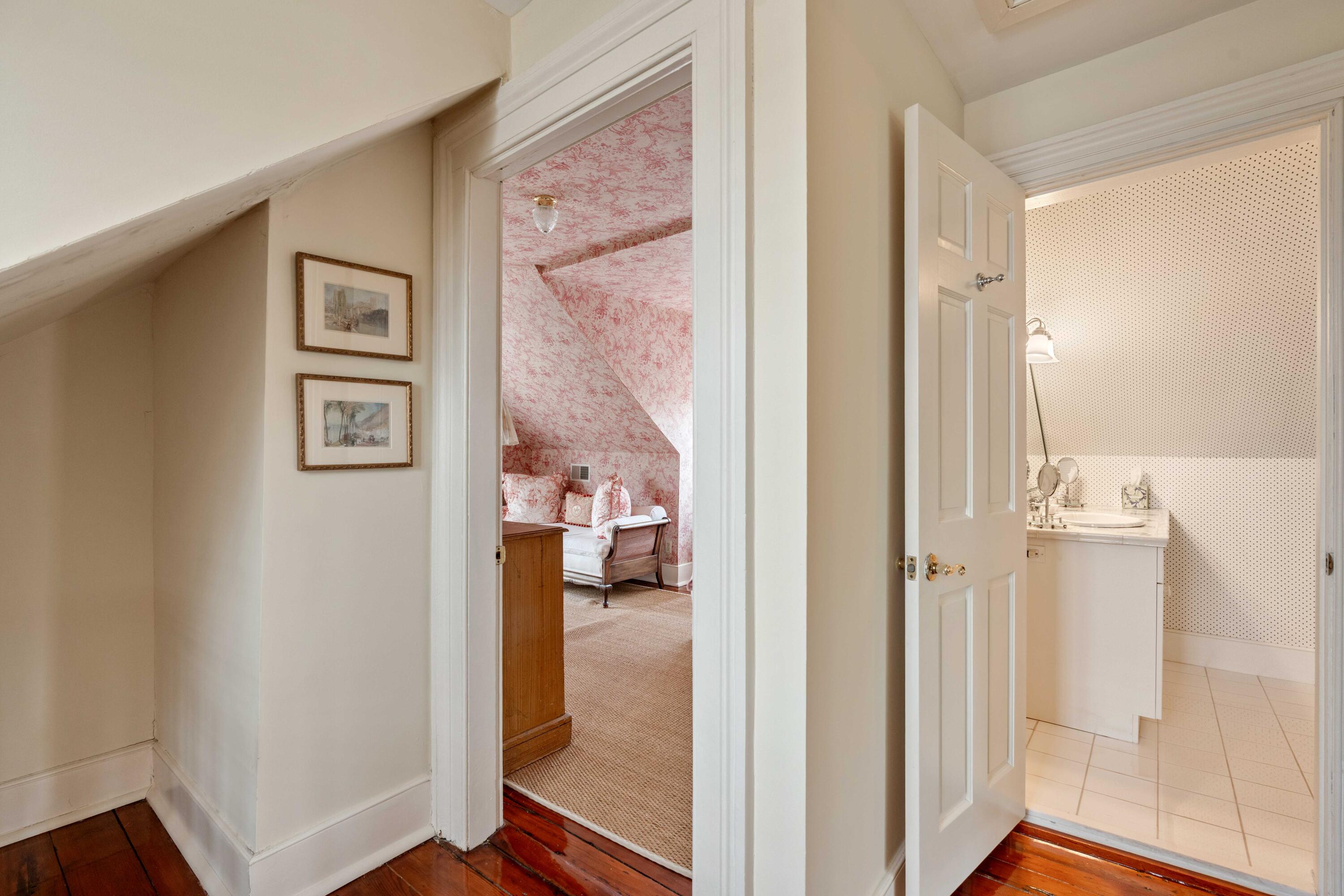 16 Trumbo Street