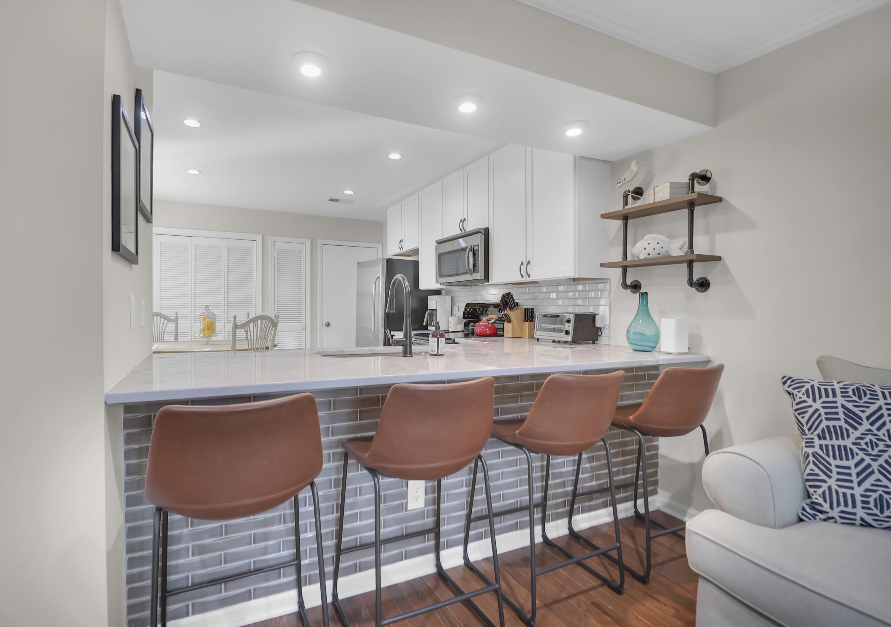 1050 Marsh Court Lane