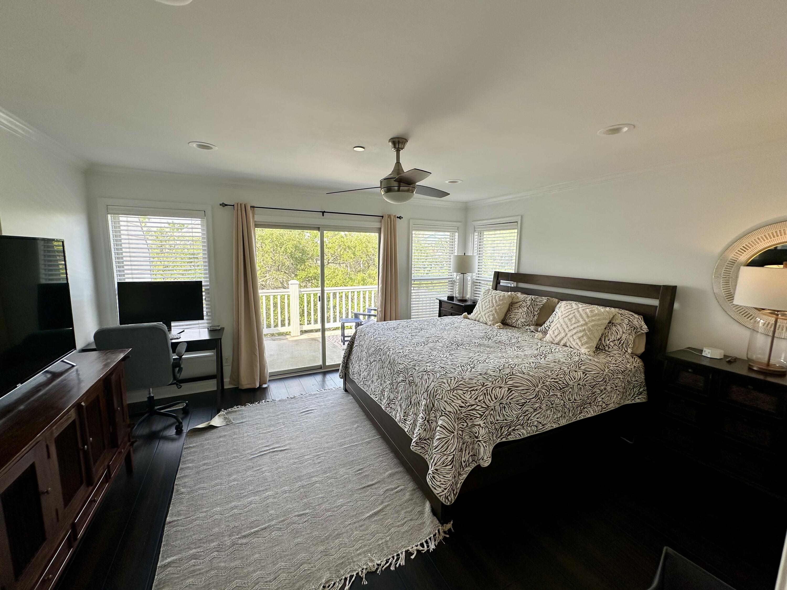 81 Sandbar Lane # 28