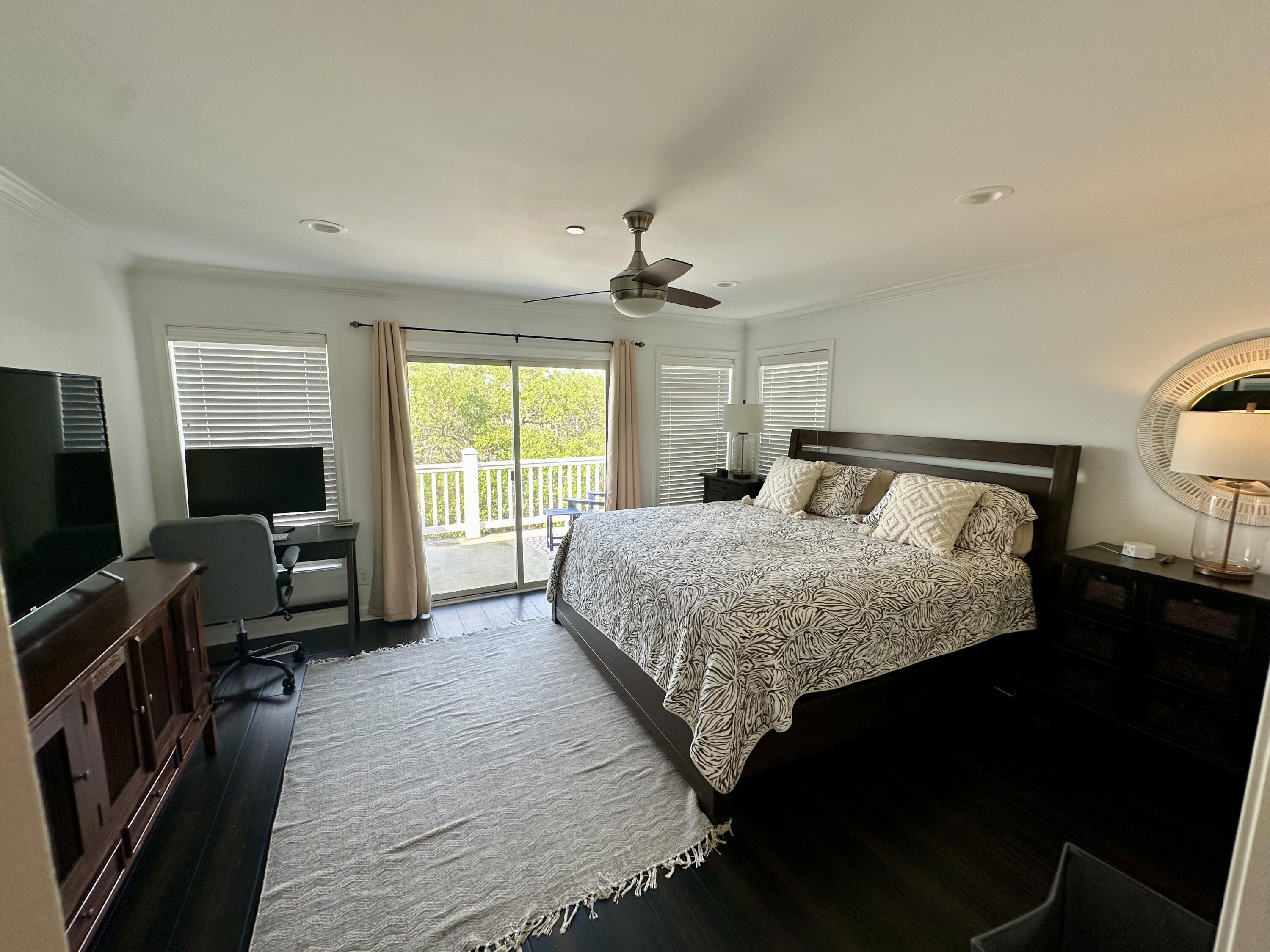 81 Sandbar Lane # 28