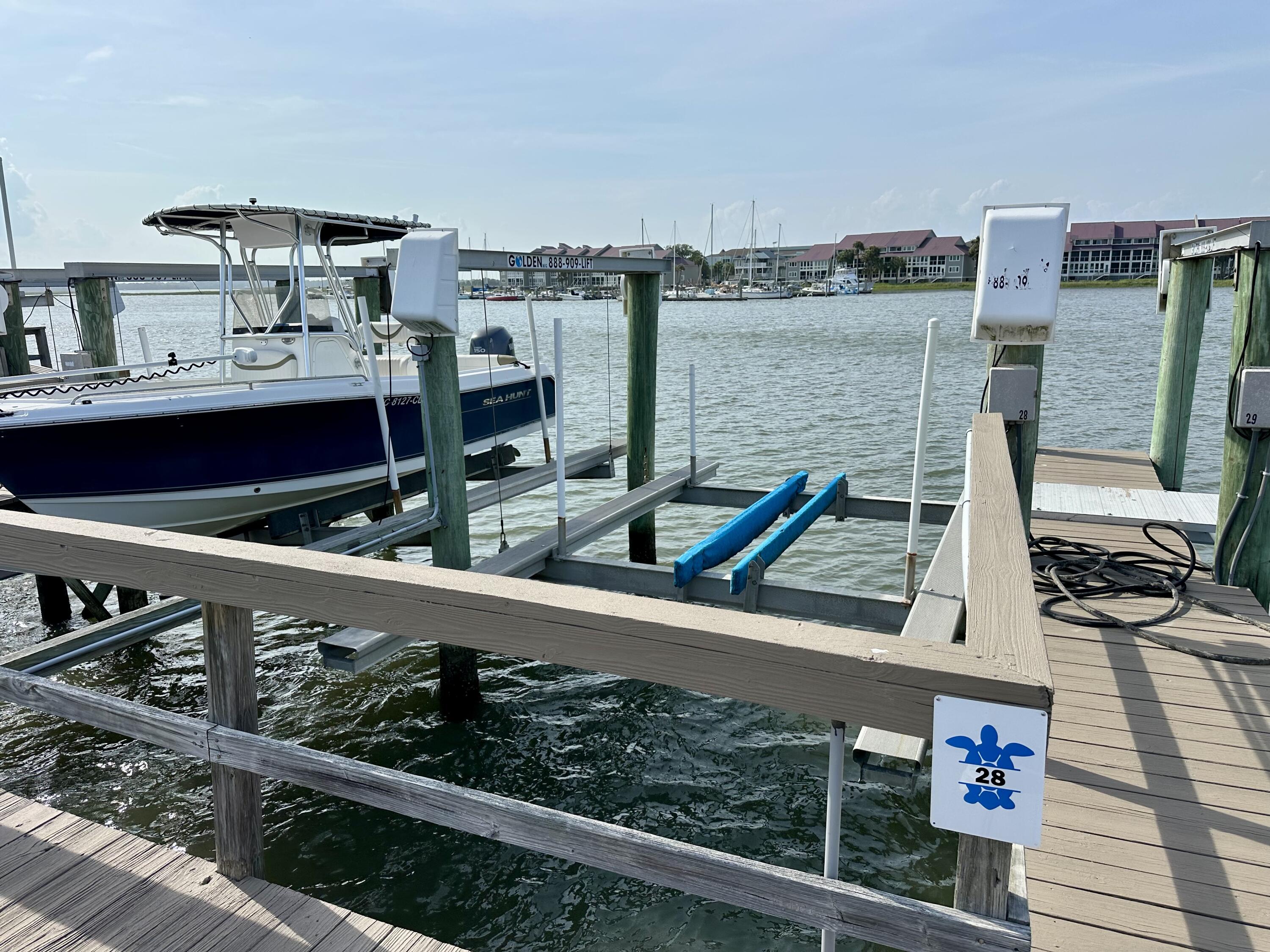 81 Sandbar Lane # 28