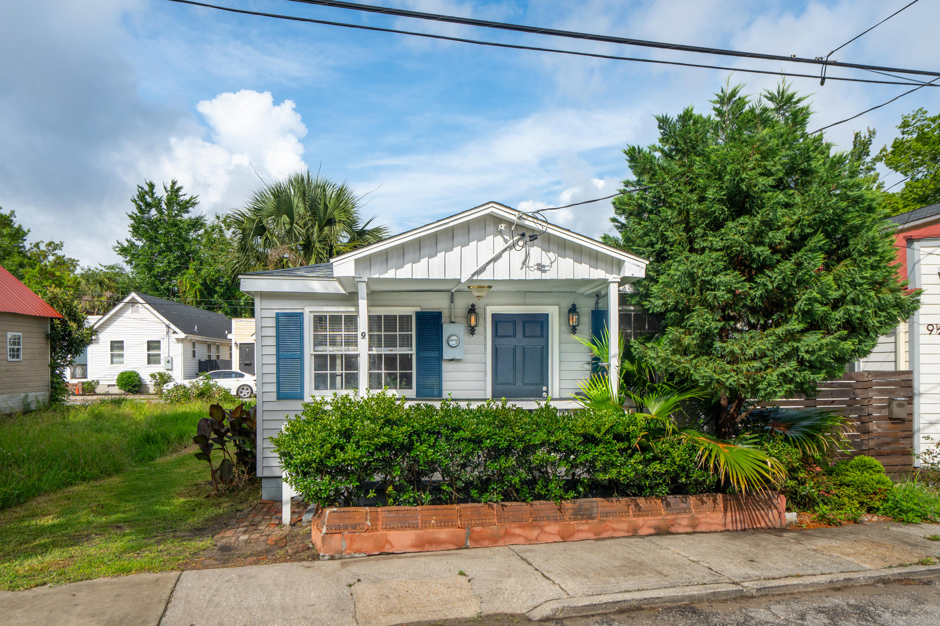 9 F Street