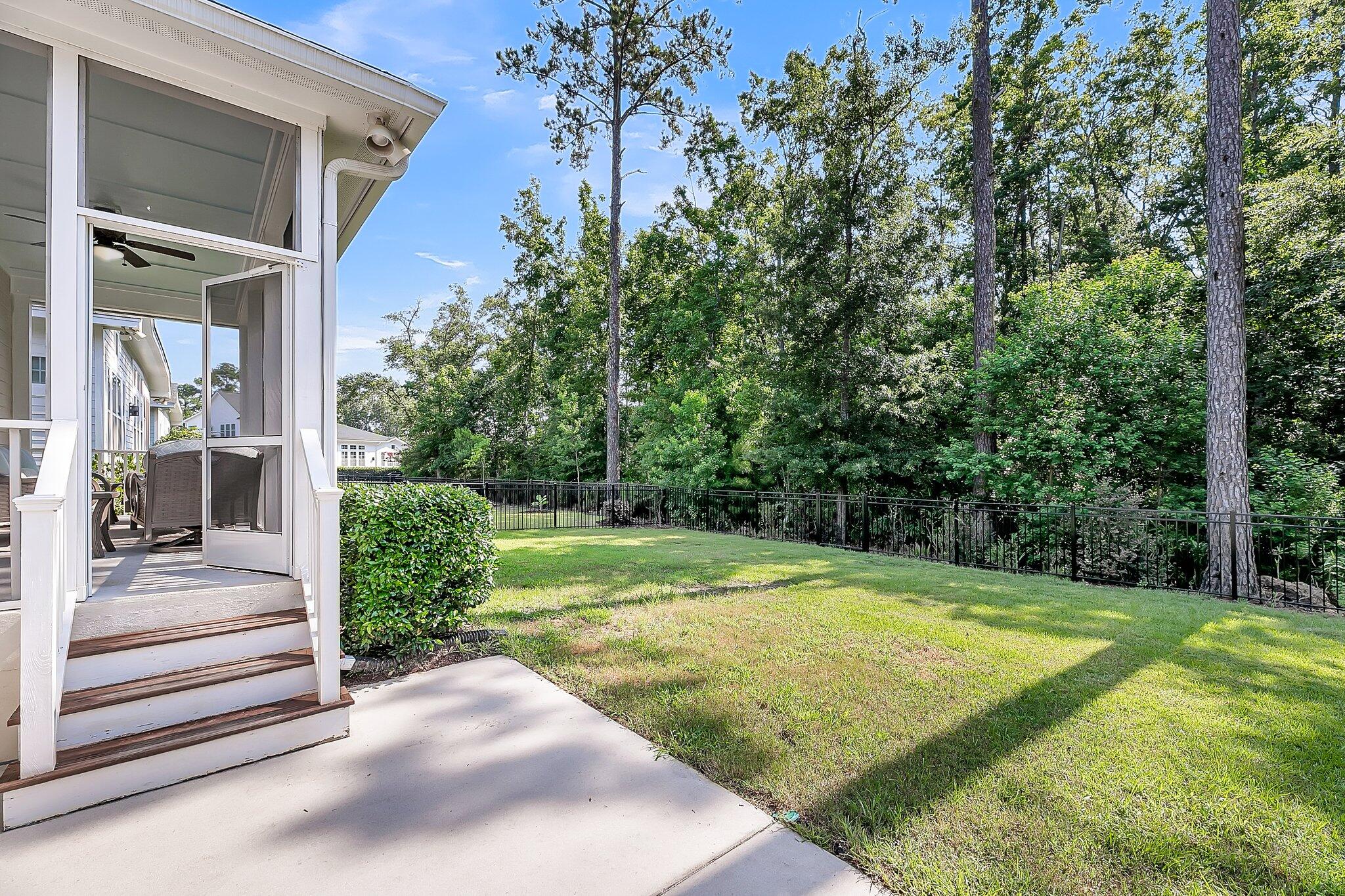 3537 Crosstrees Lane