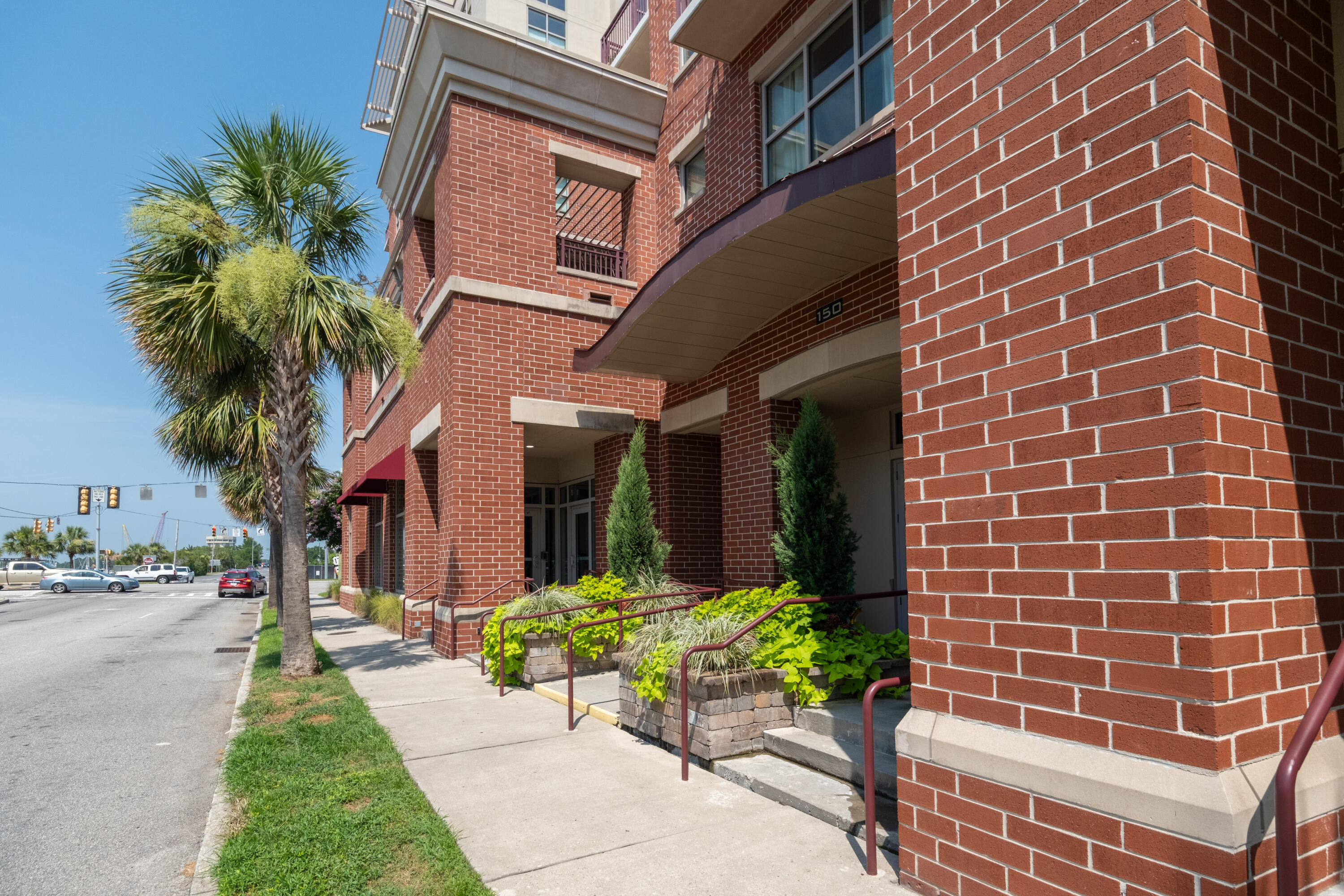150 Bee Street # 703