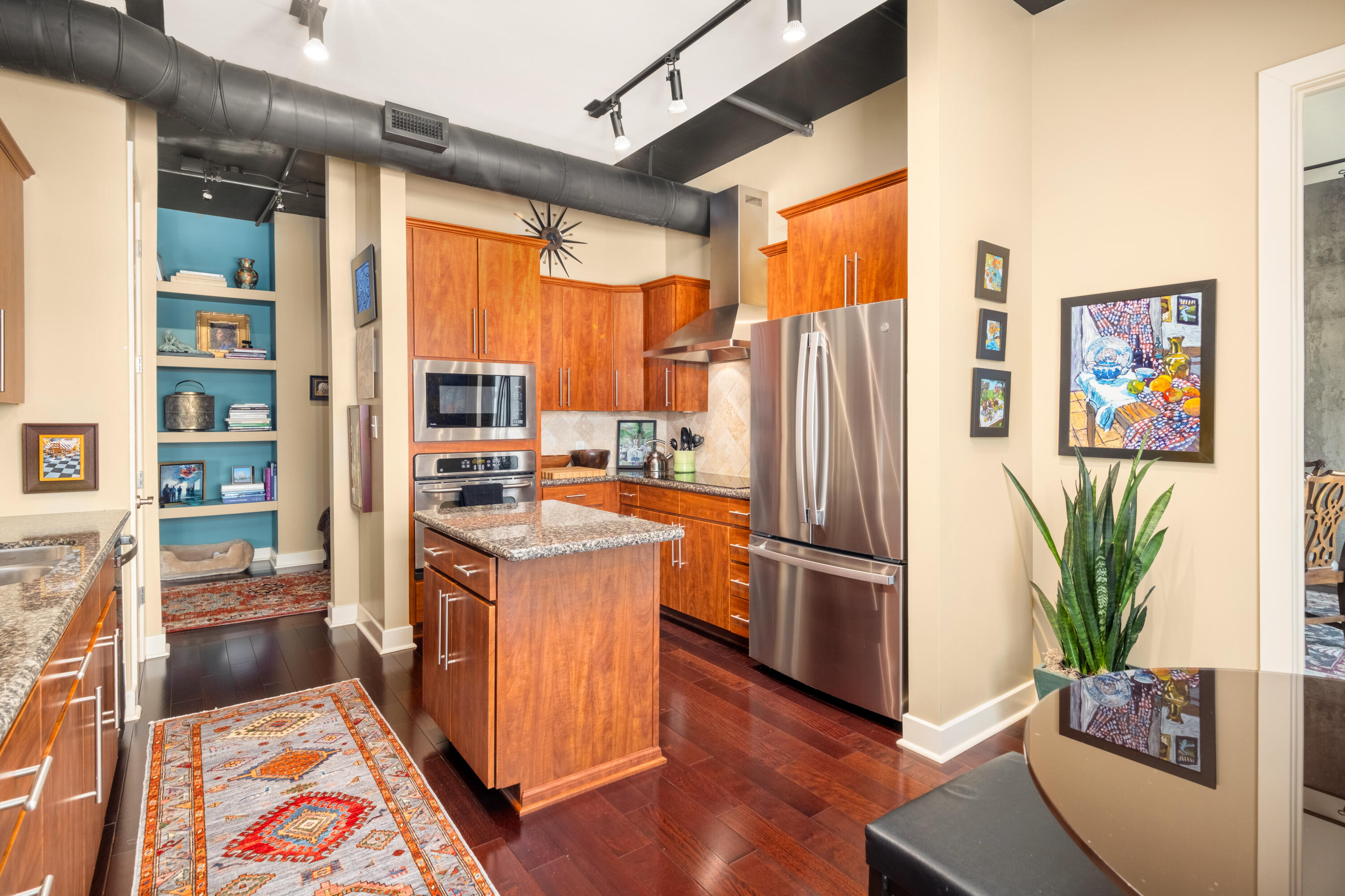 150 Bee Street # 703