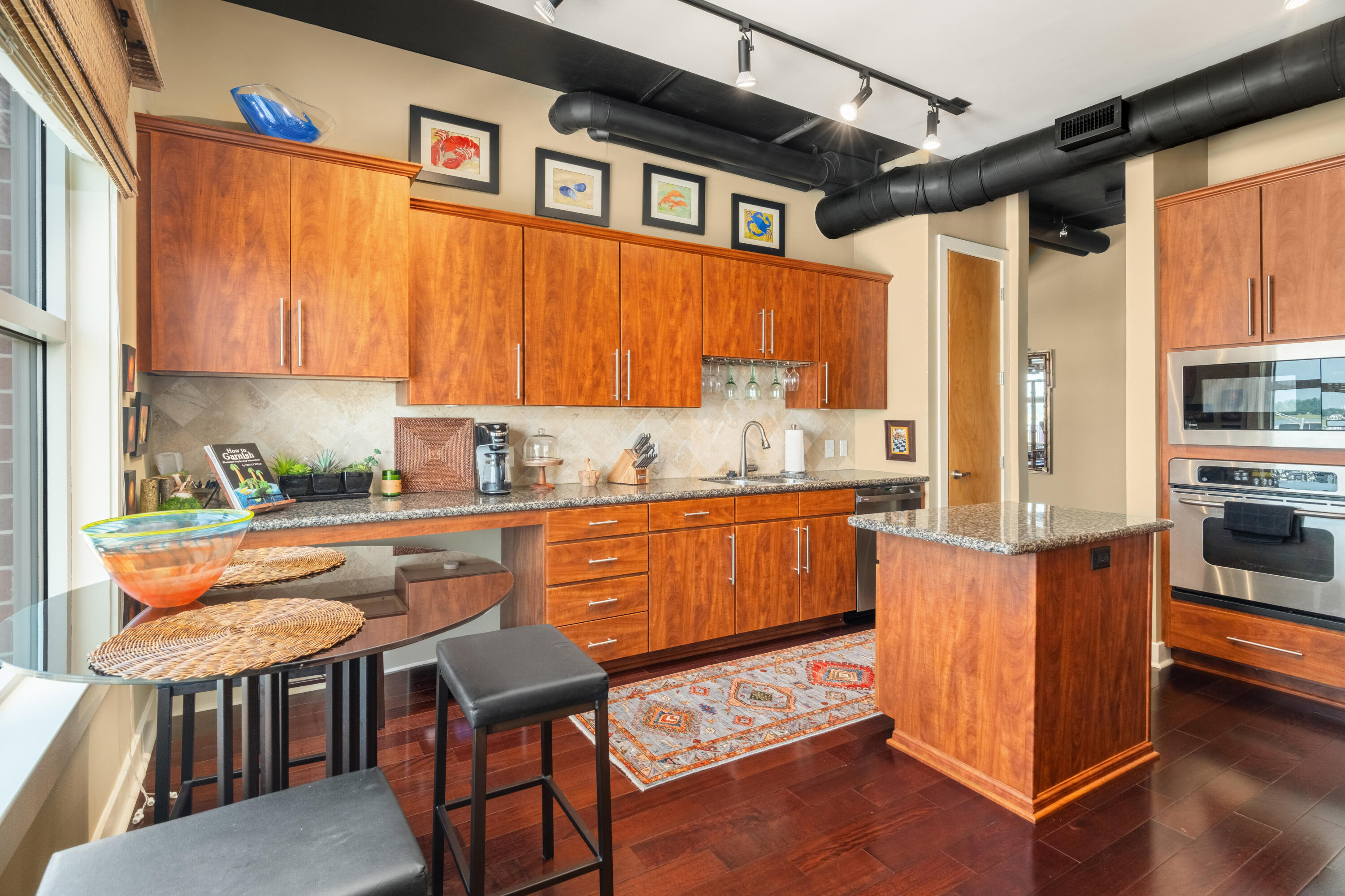 150 Bee Street # 703