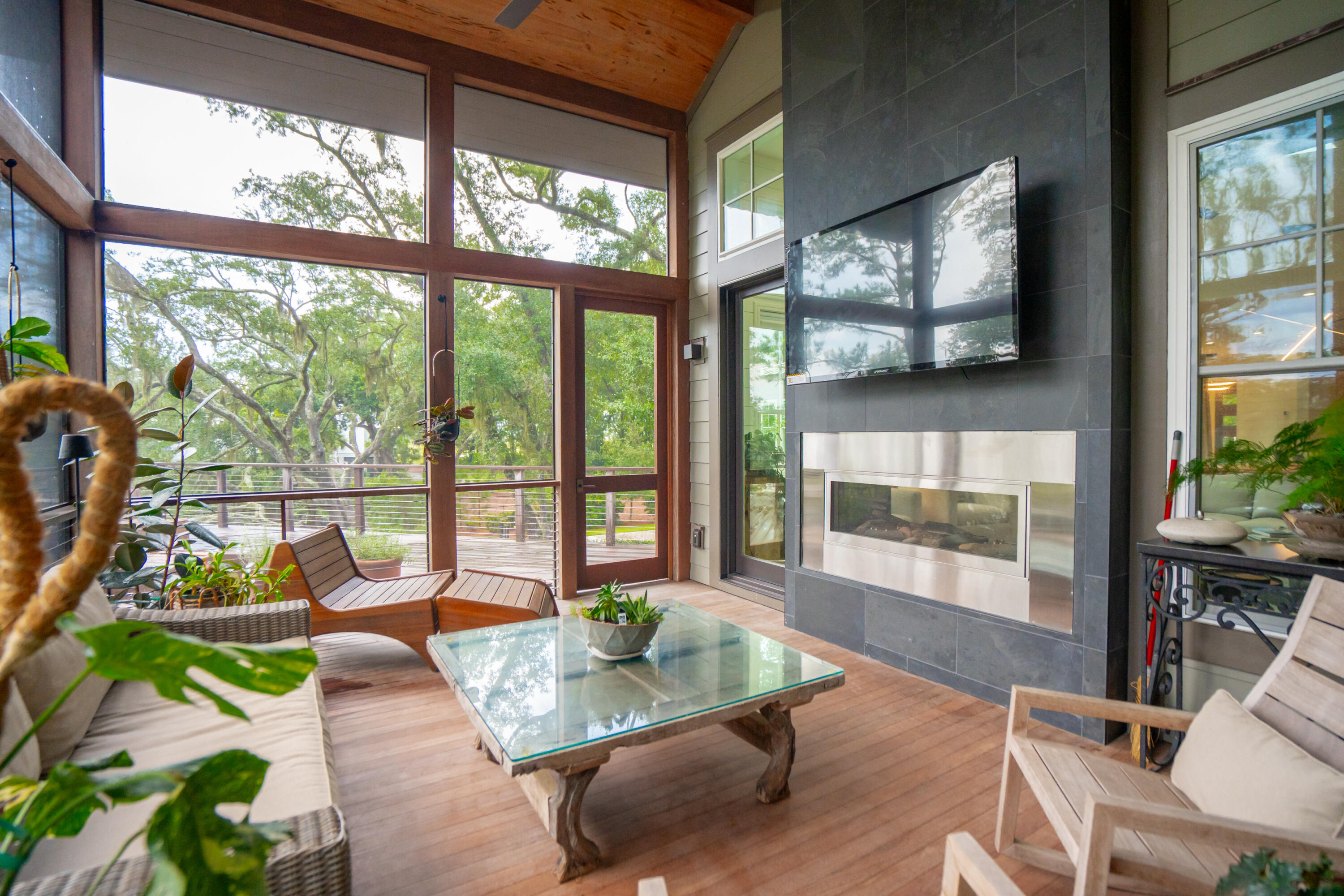 618 Parrot Point Drive