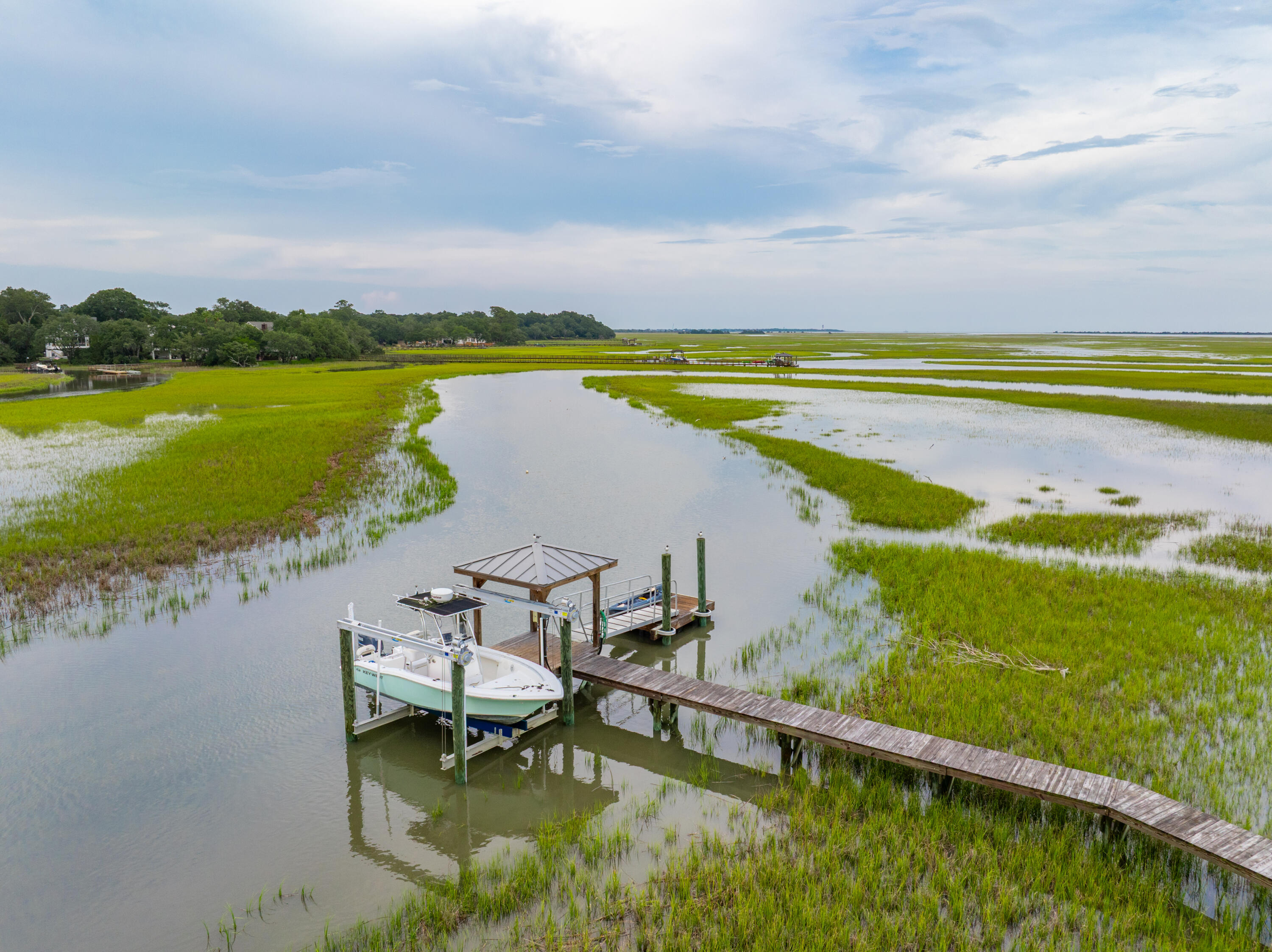 618 Parrot Point Drive