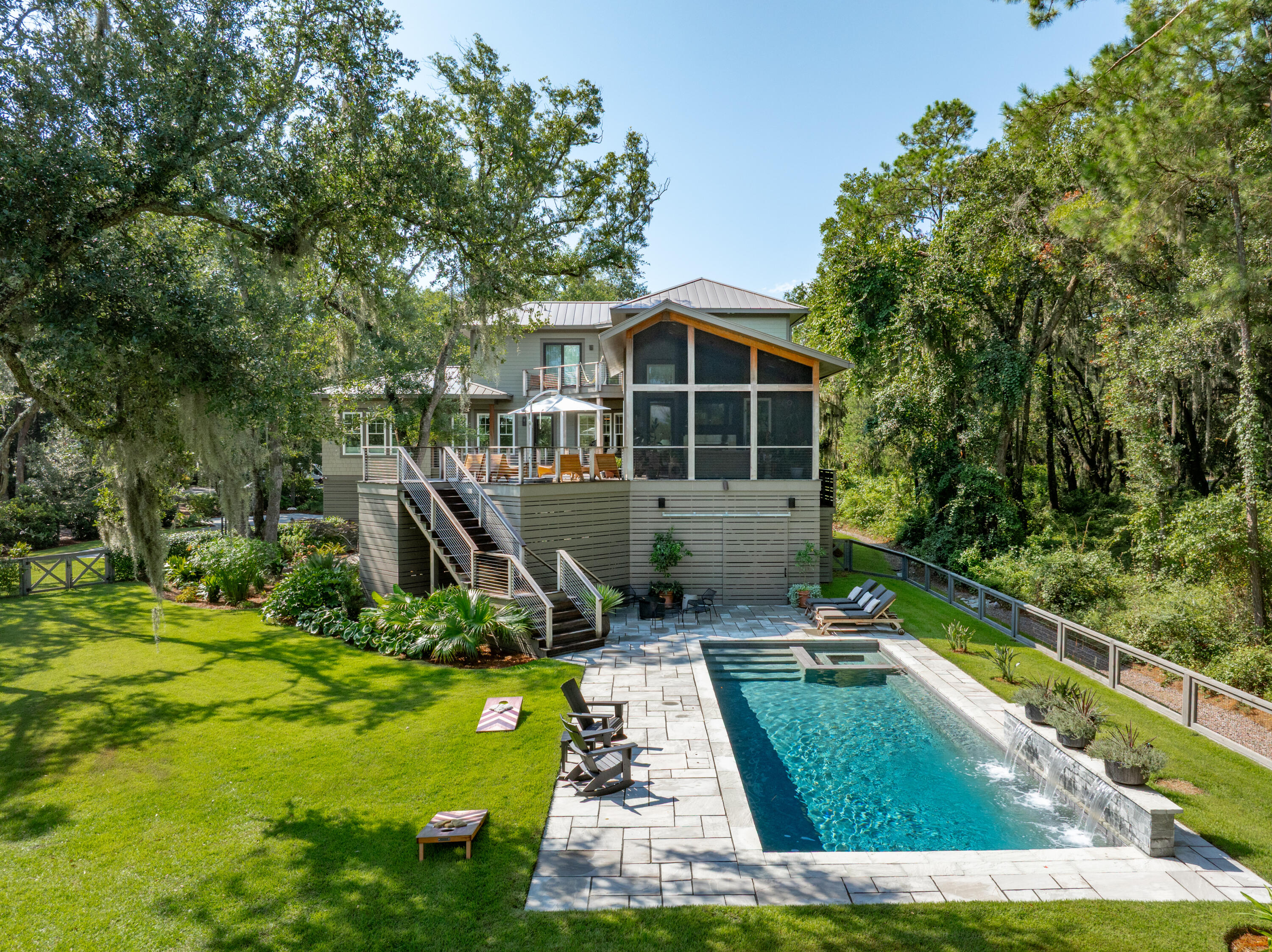 618 Parrot Point Drive