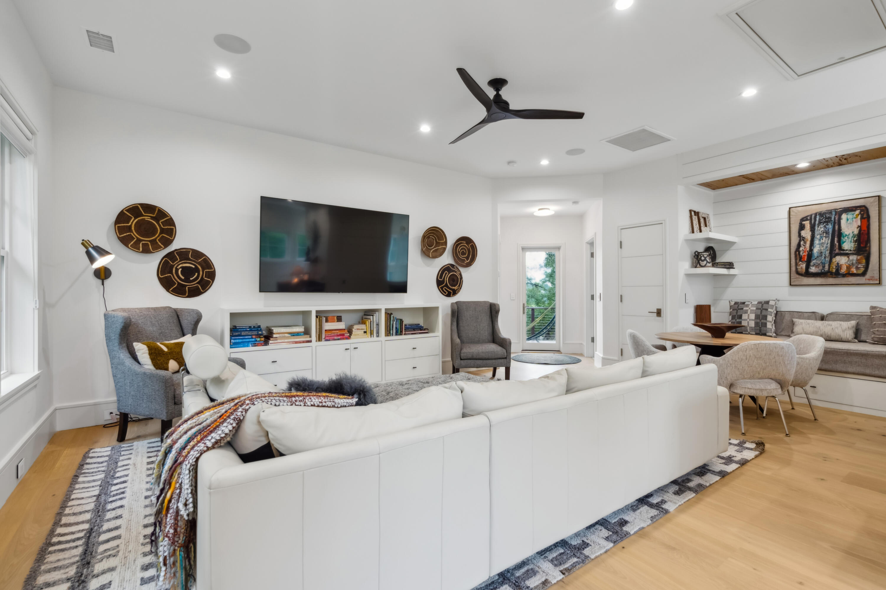 618 Parrot Point Drive