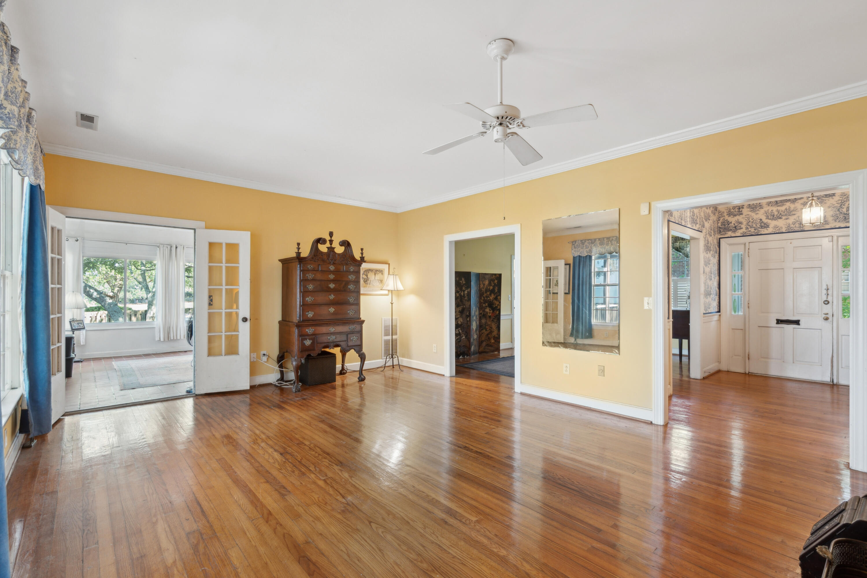 3 Pierates Cruz, Mount Pleasant