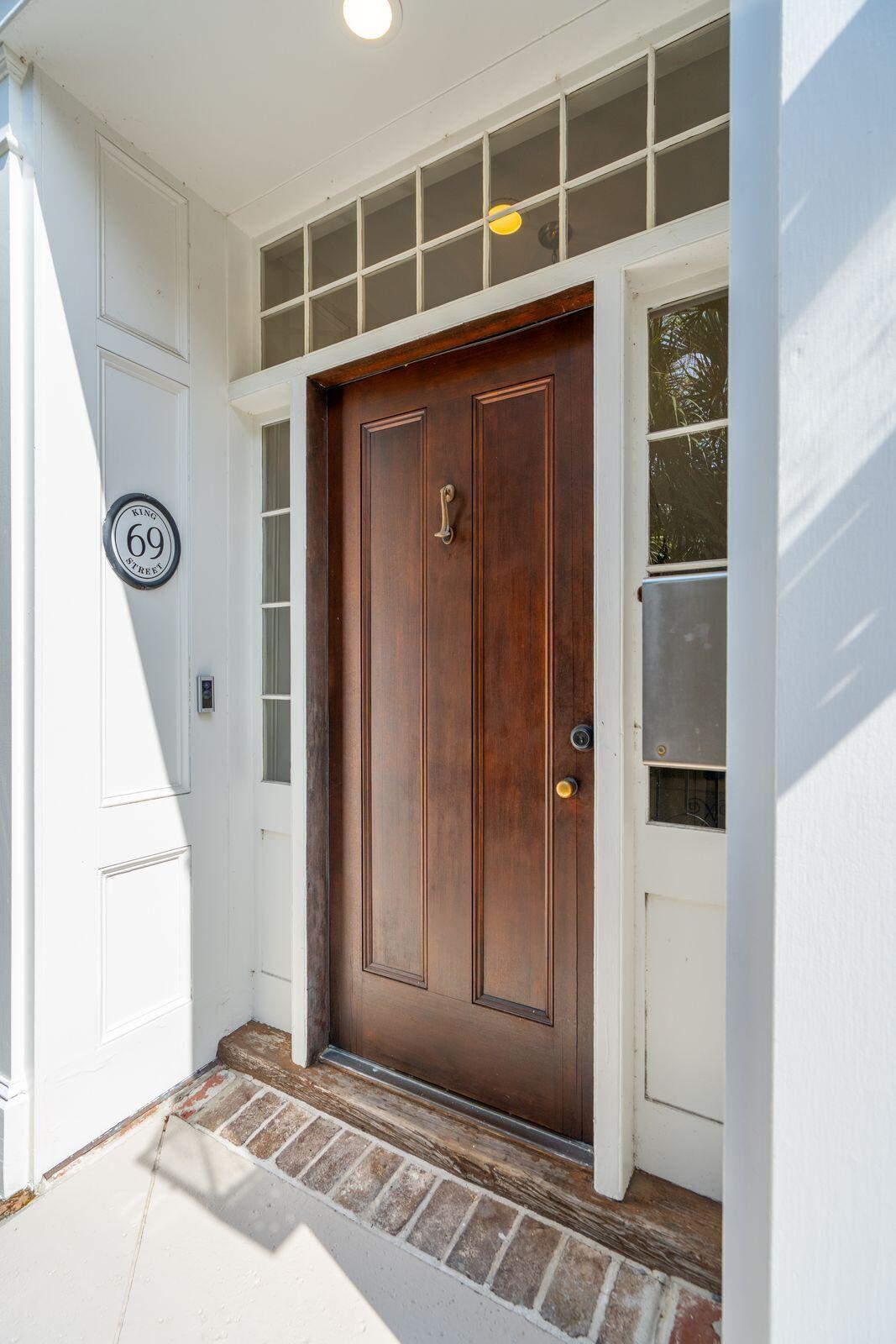 69 King Street