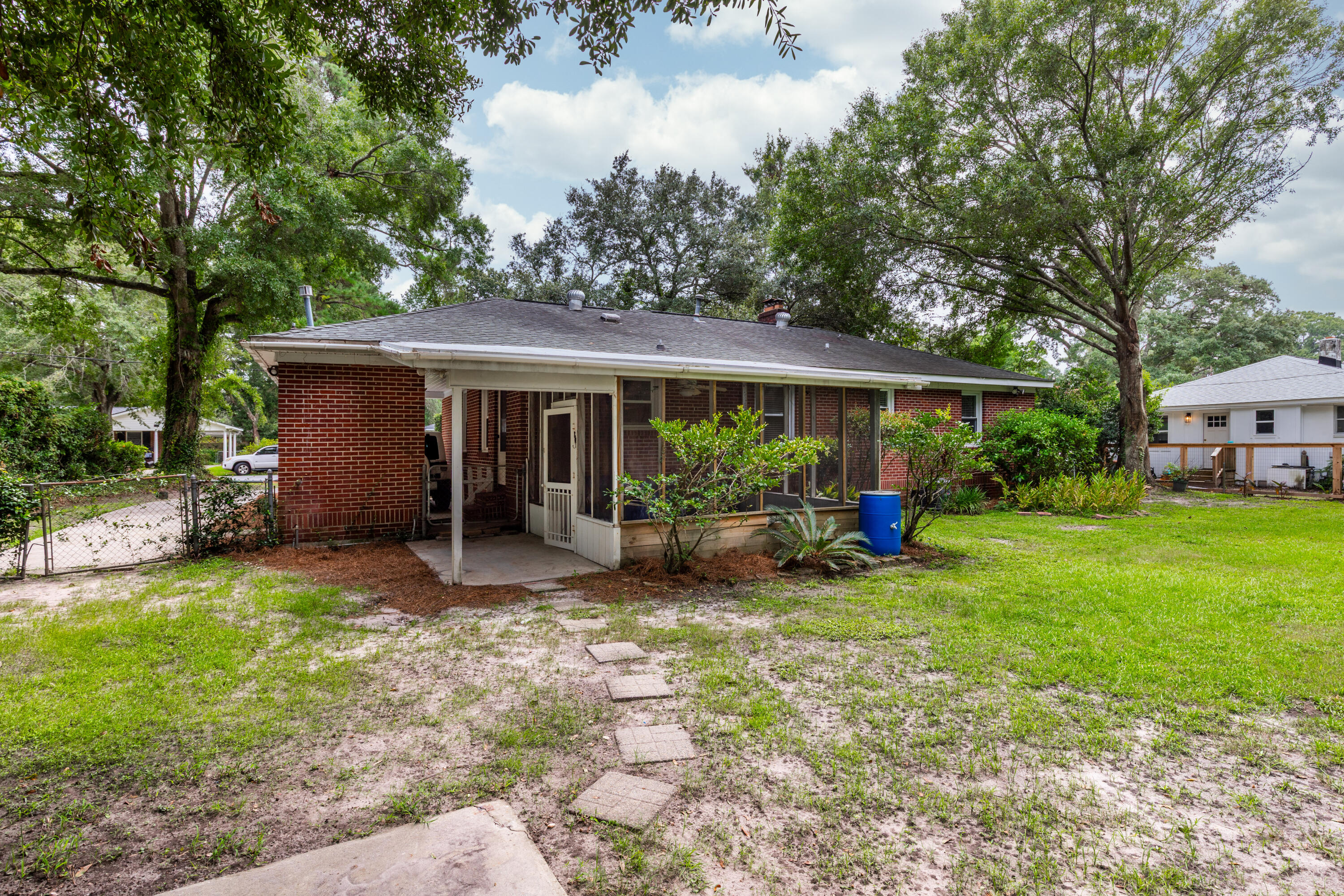 1726 Houghton Drive