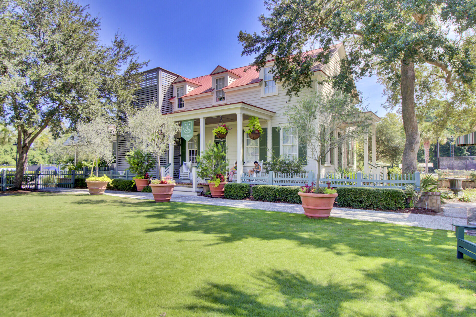 155 Ionsborough Street