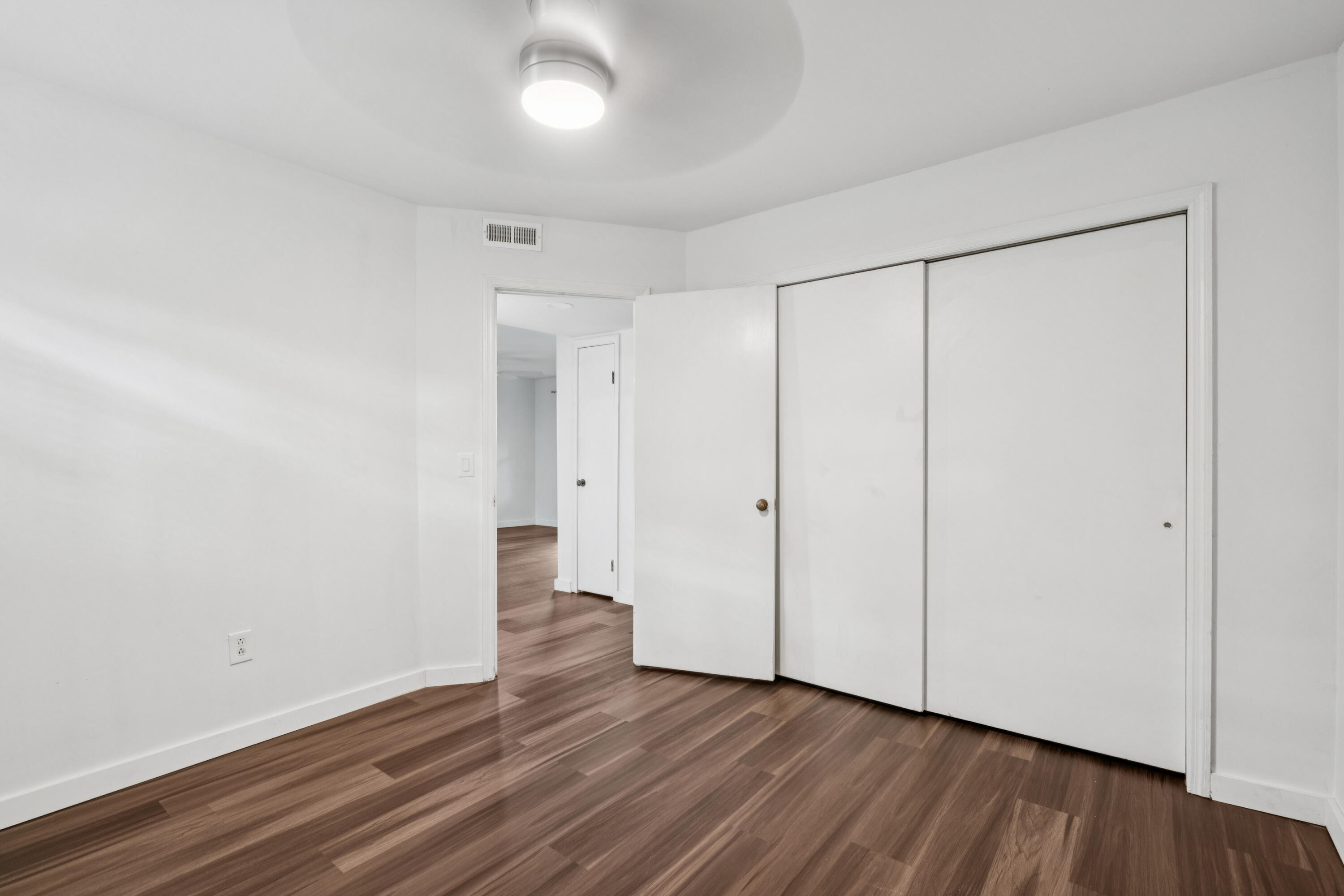 409 St Charles Court