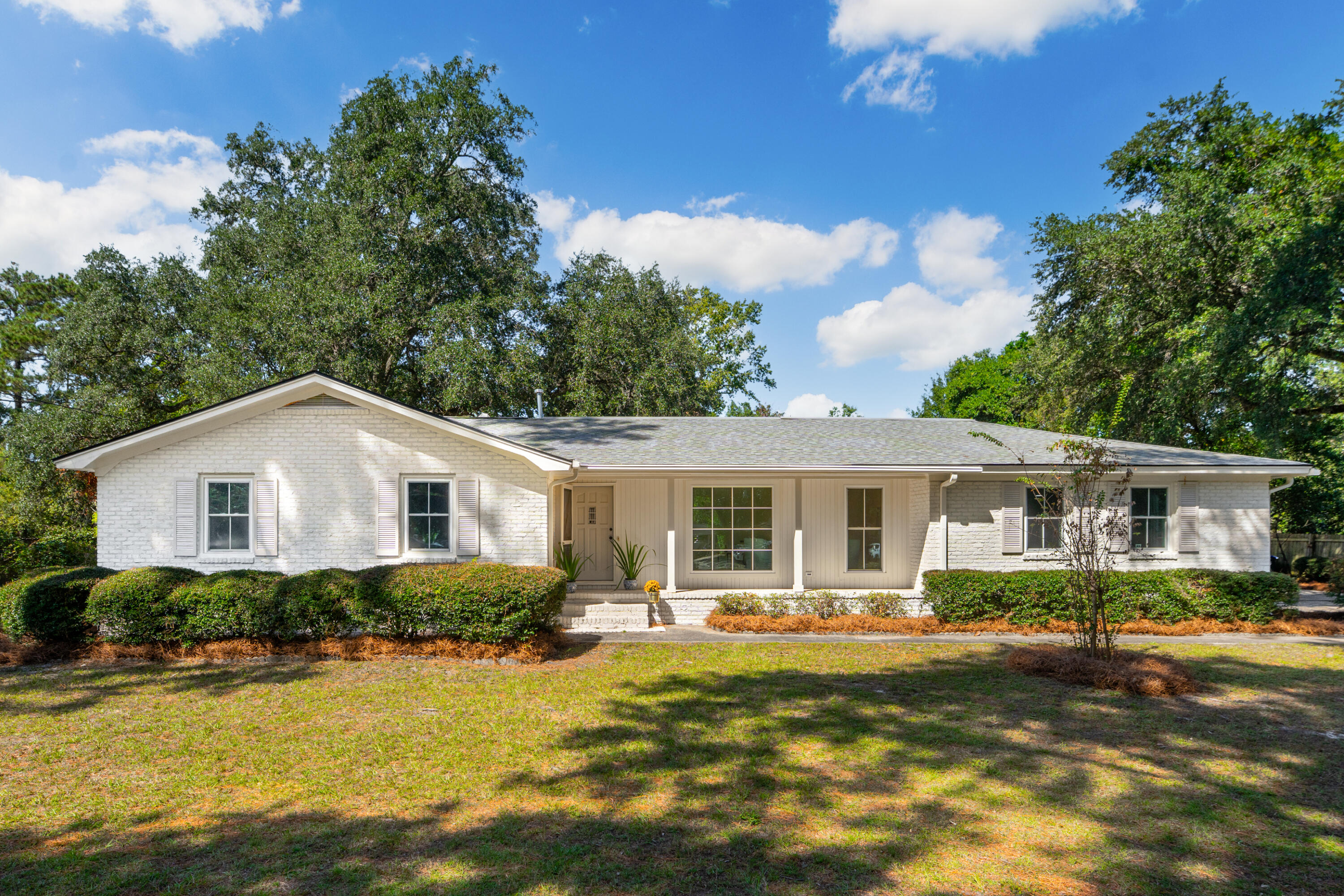708 N Magnolia Street