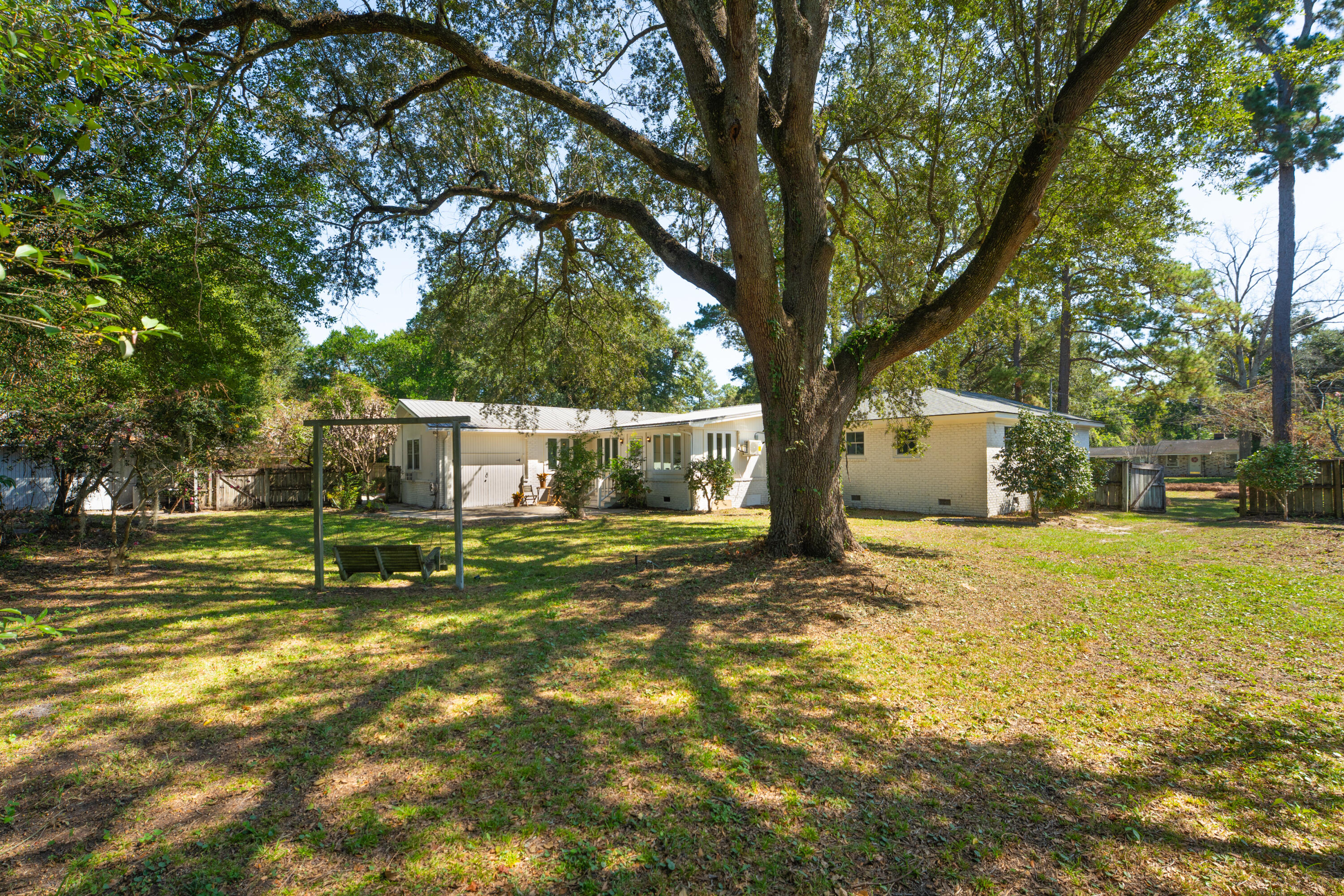 708 N Magnolia Street