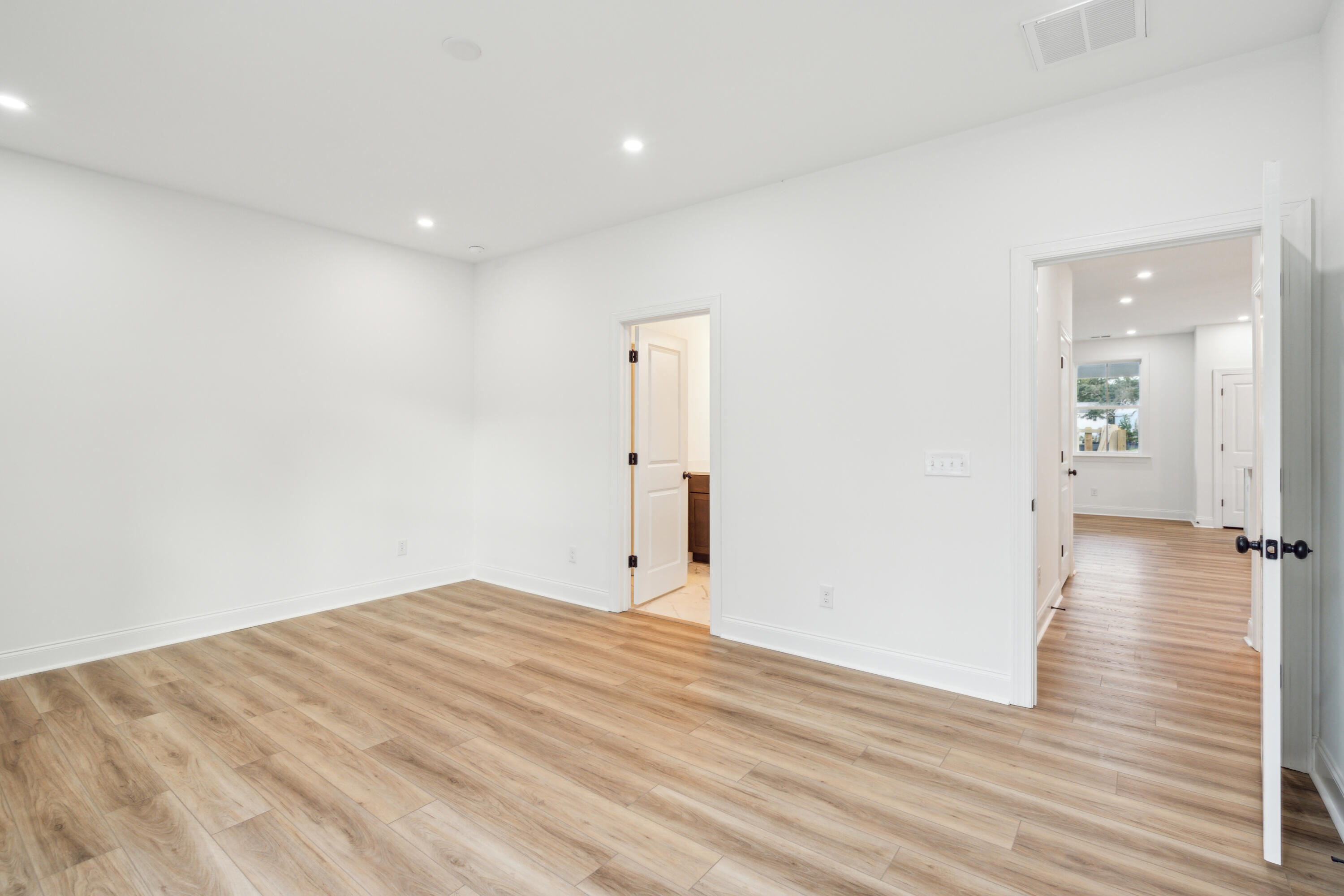 416 Oak Hammock Court