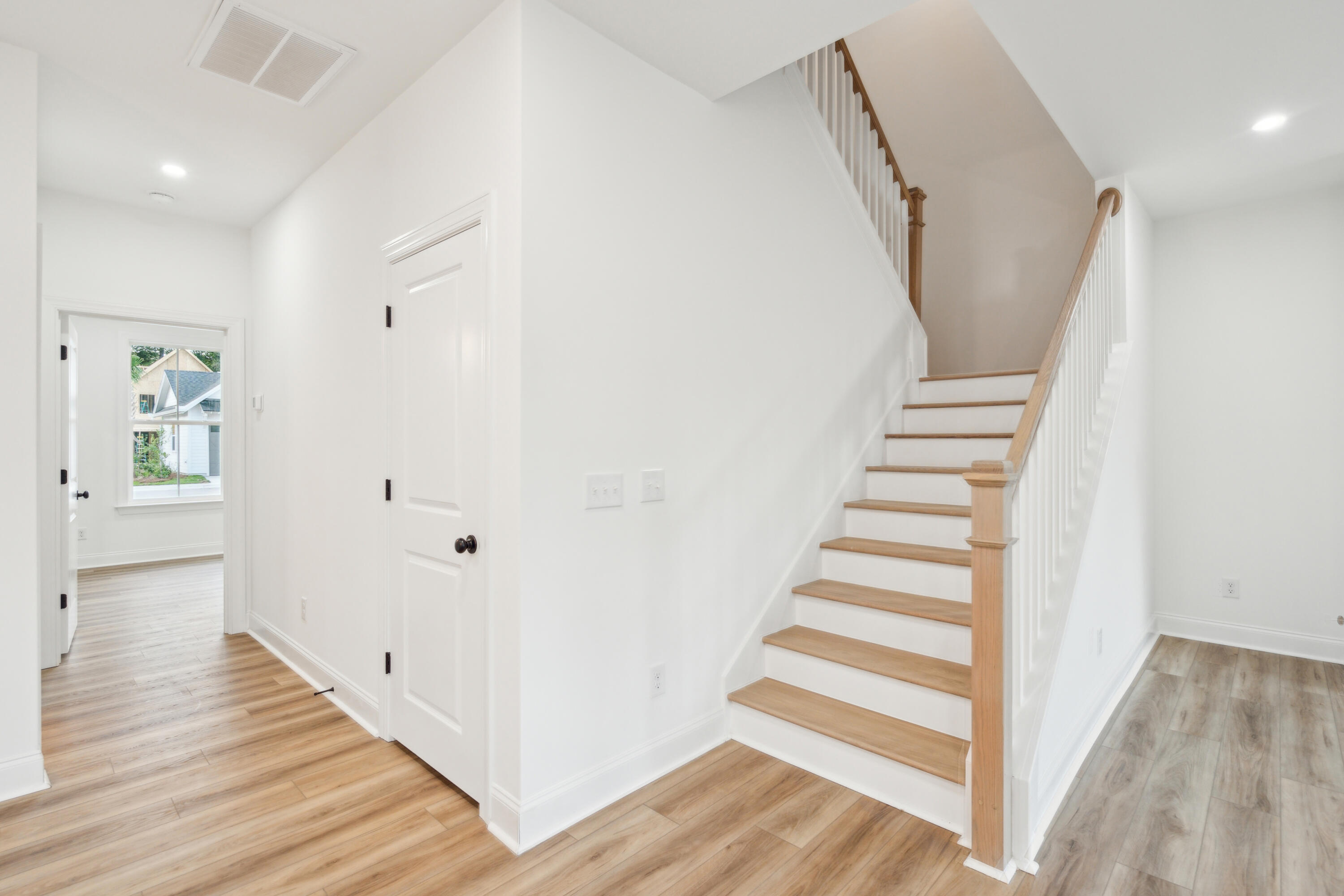 416 Oak Hammock Court