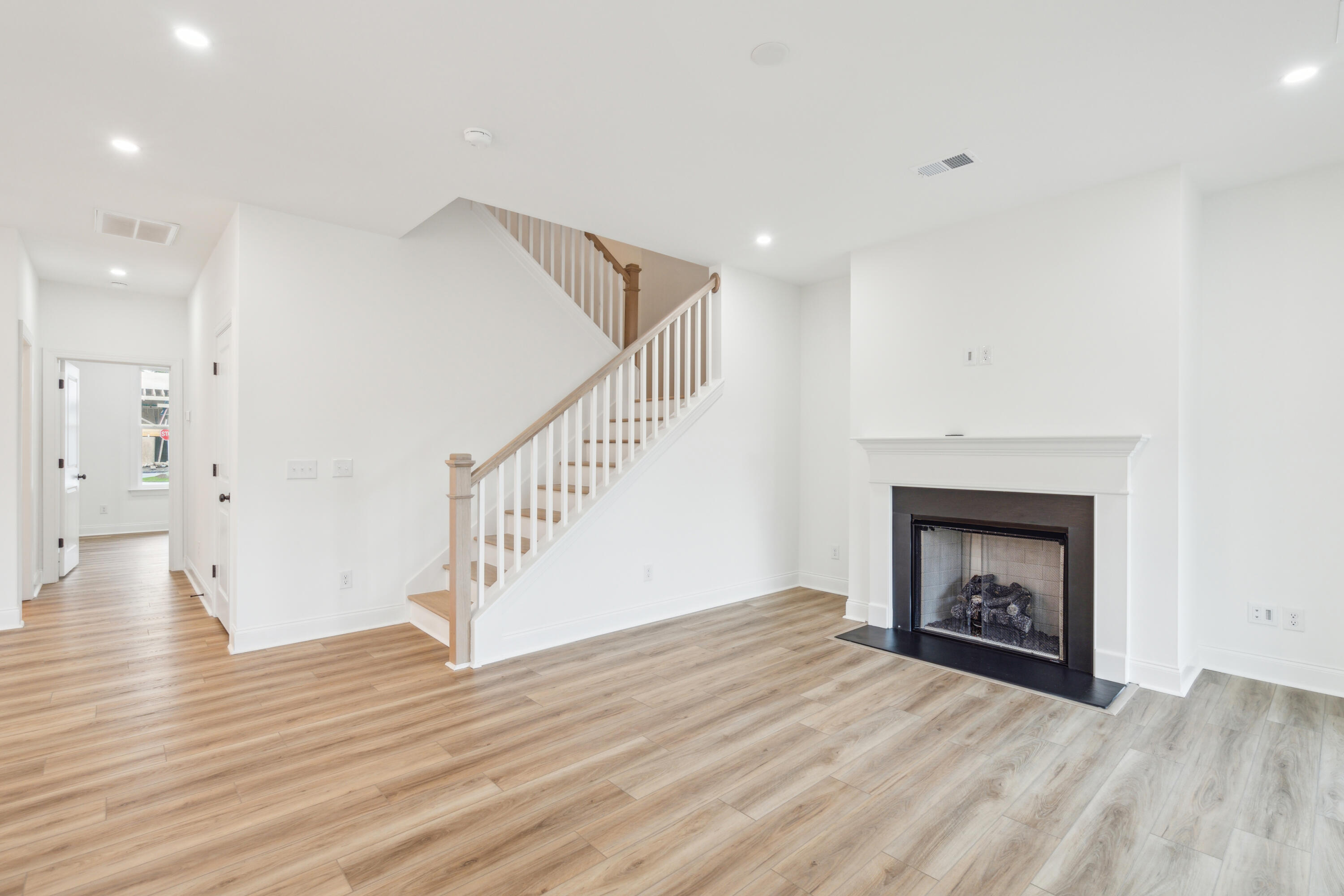 416 Oak Hammock Court