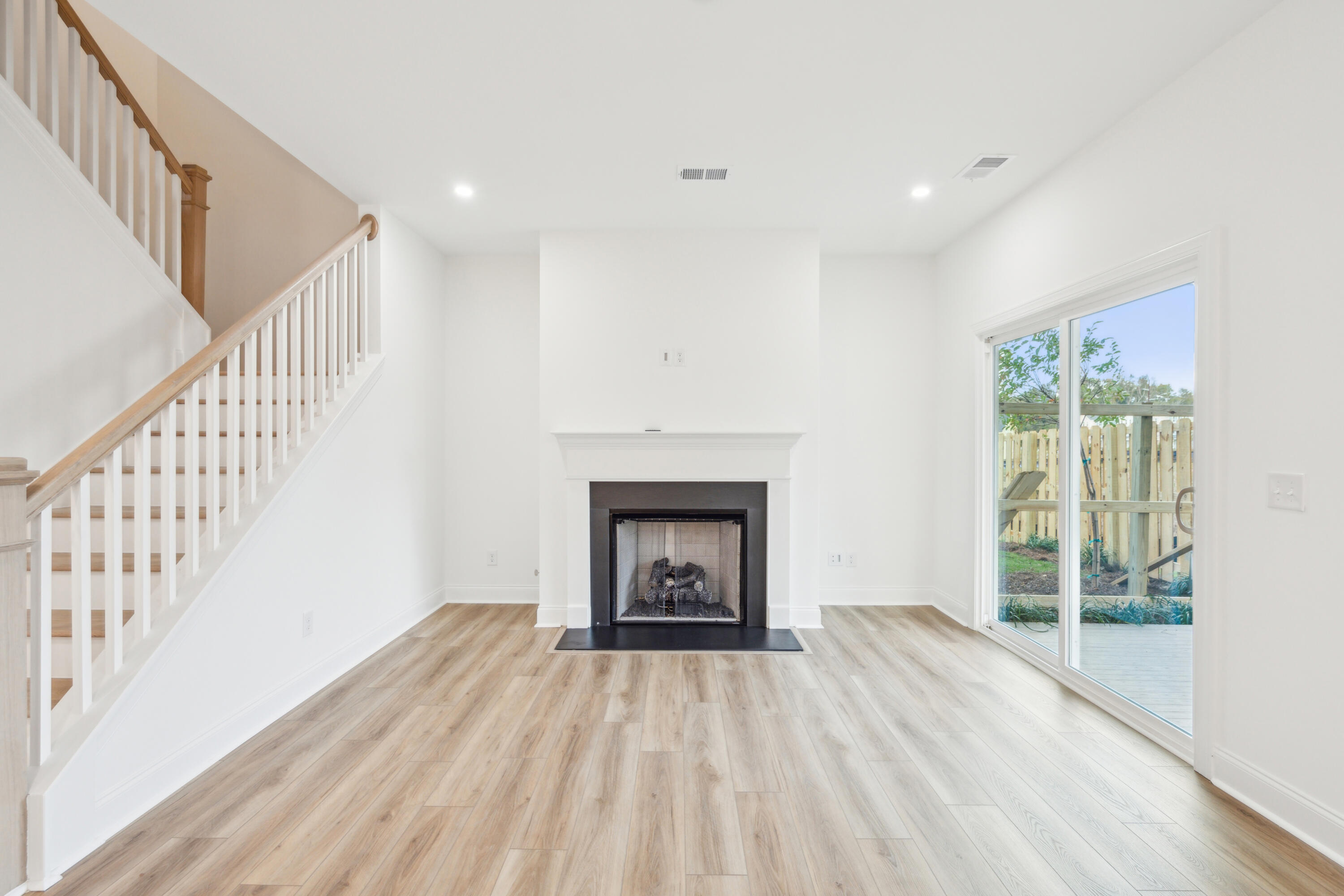 416 Oak Hammock Court