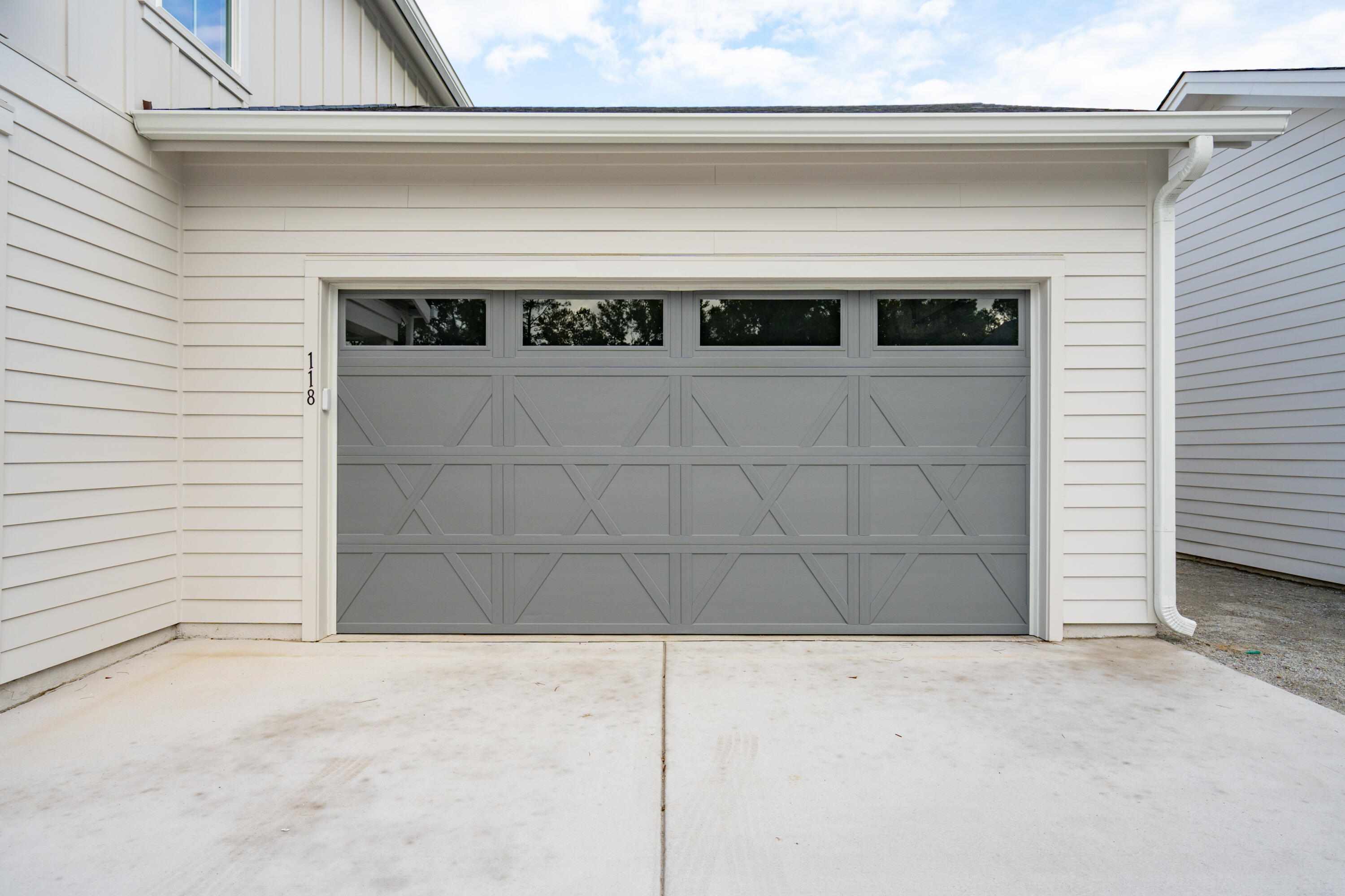 416 Oak Hammock Court