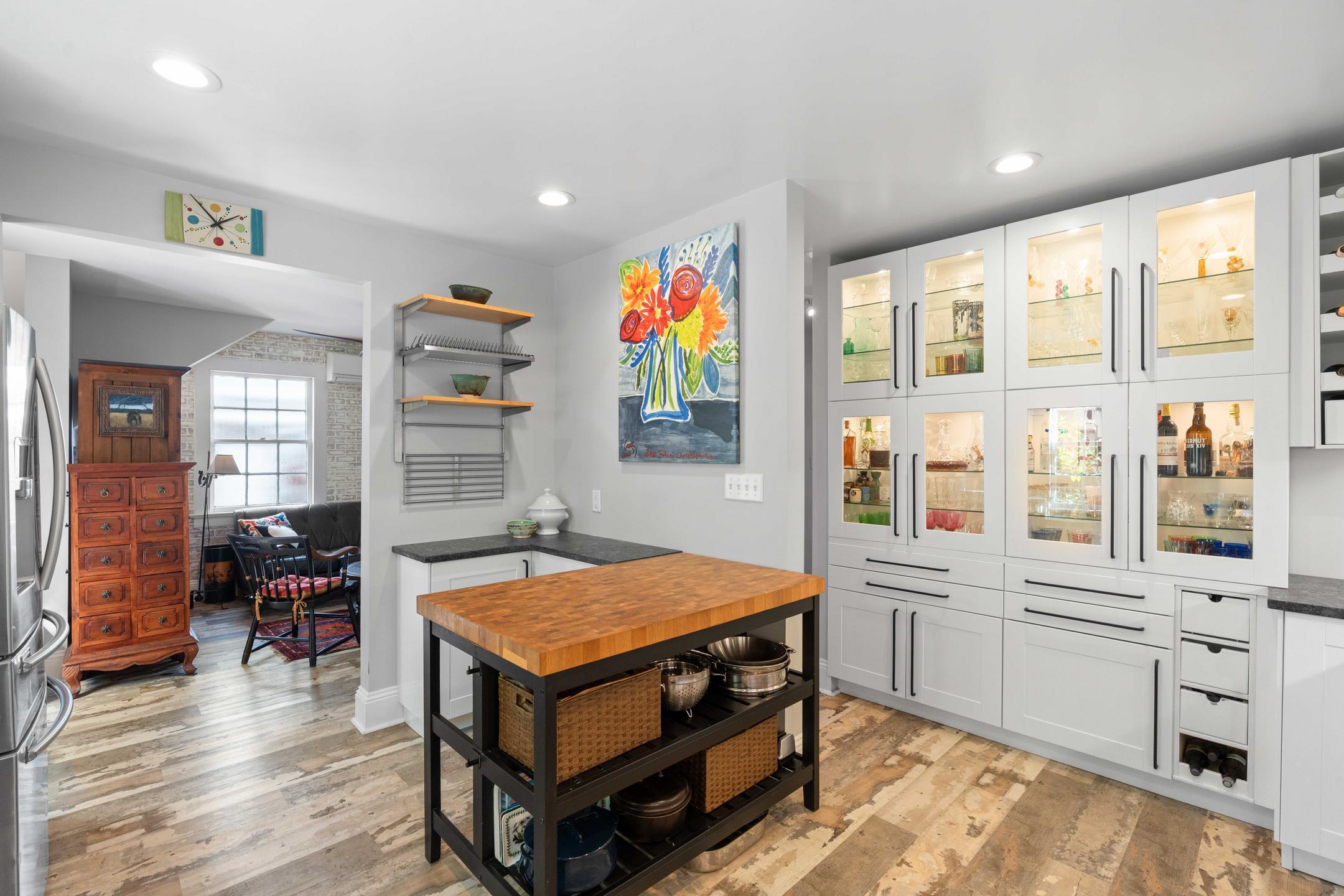 103 Rutledge Avenue