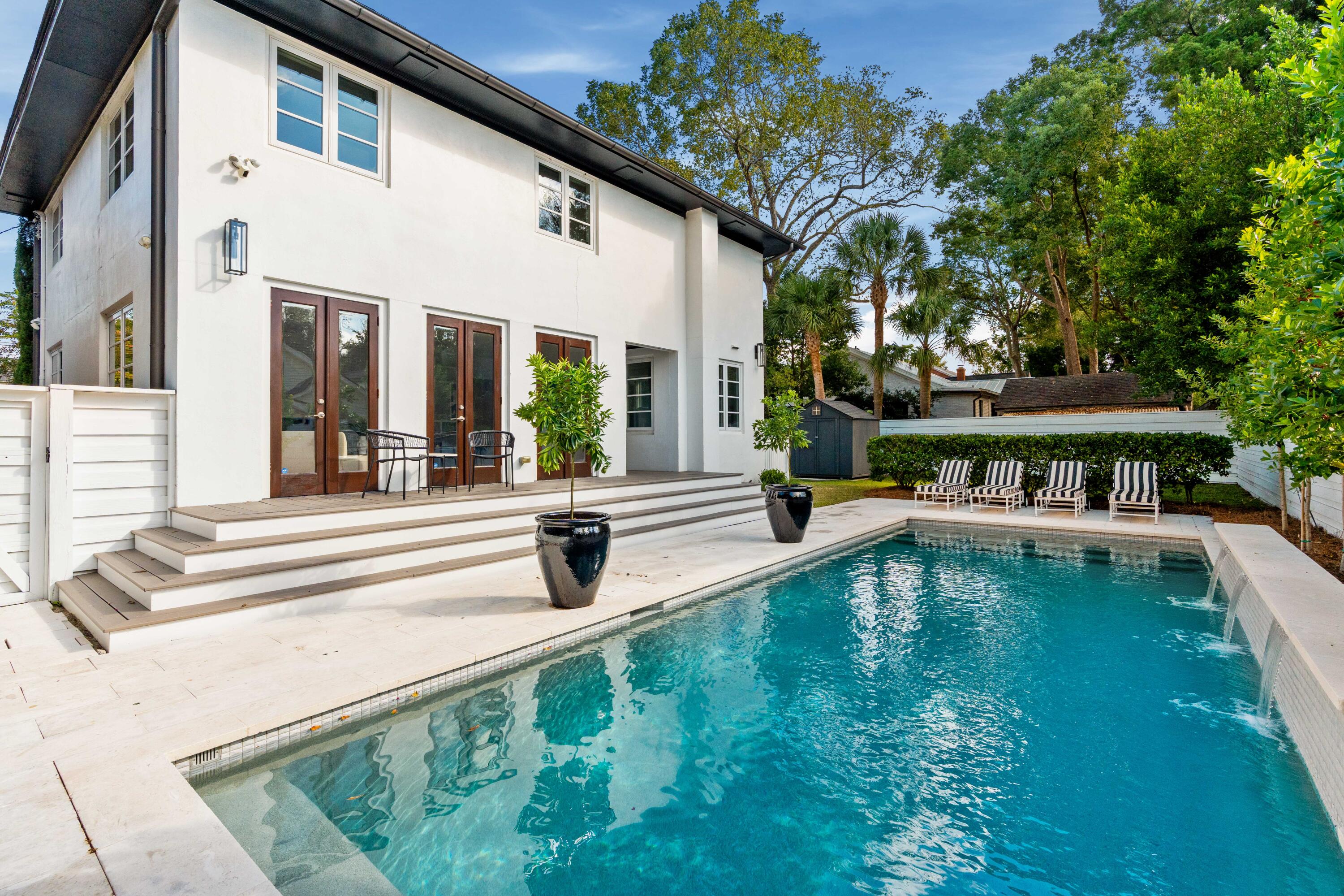 261 Grove St, Charleston