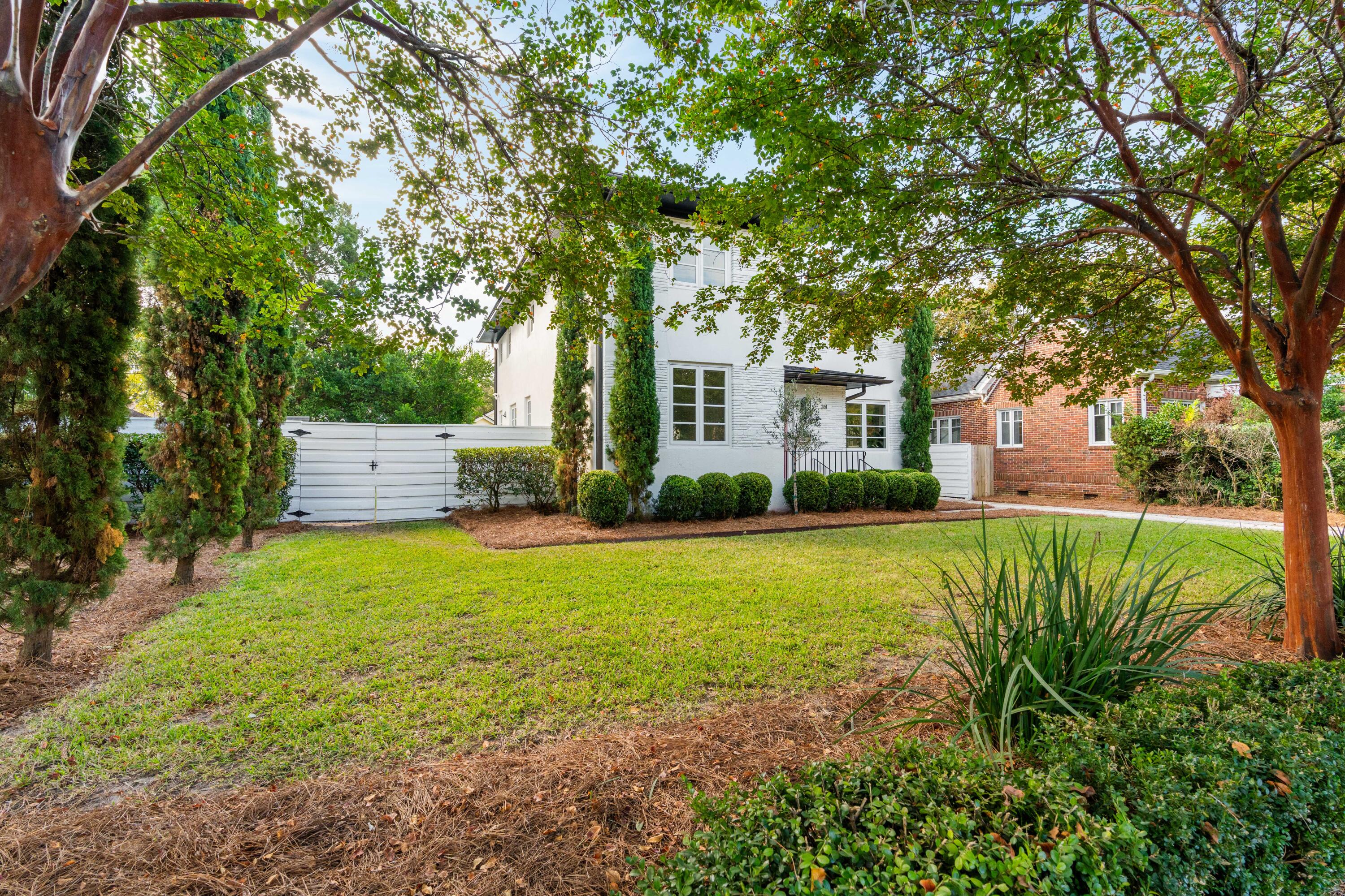 261 Grove St, Charleston