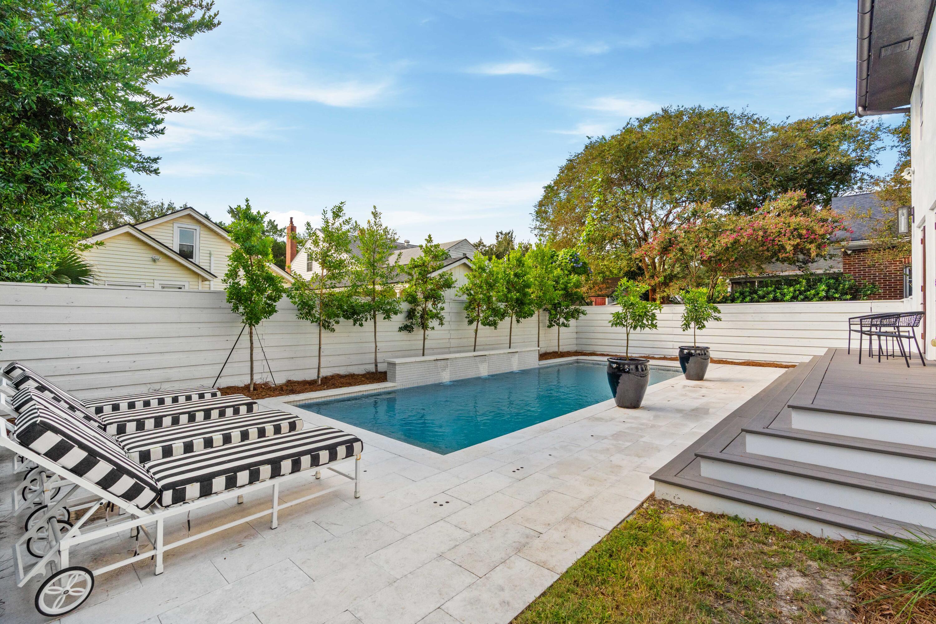 261 Grove St, Charleston