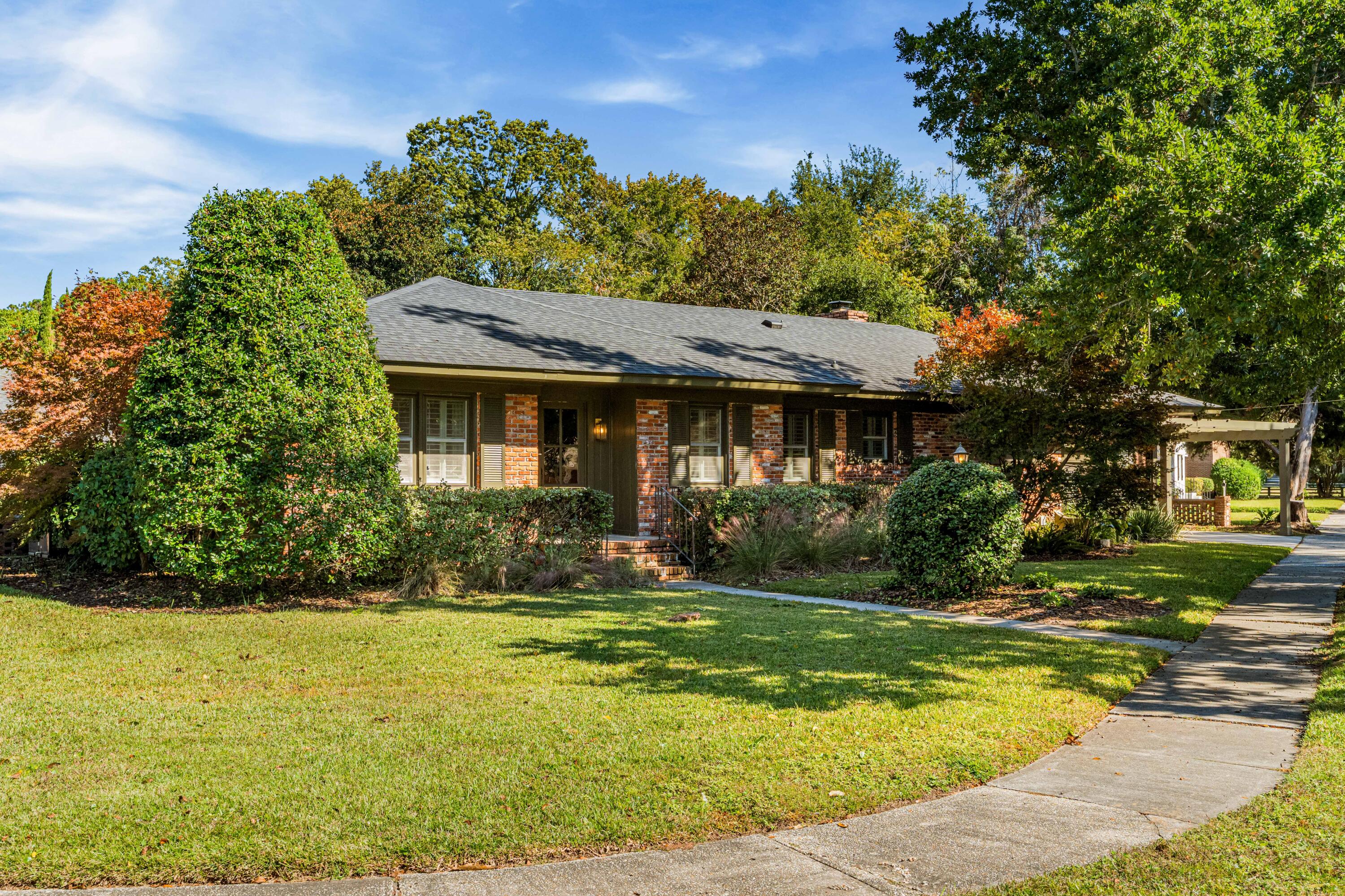1 Marlow Drive